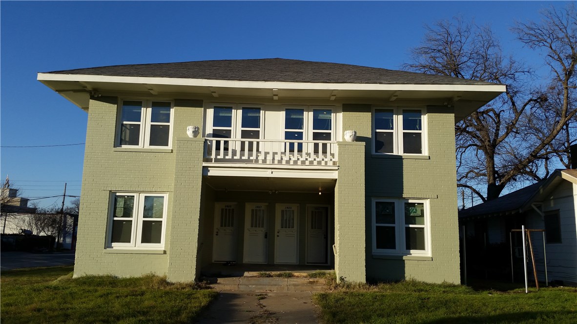 1927 W 10th Street Dallas TX 75208