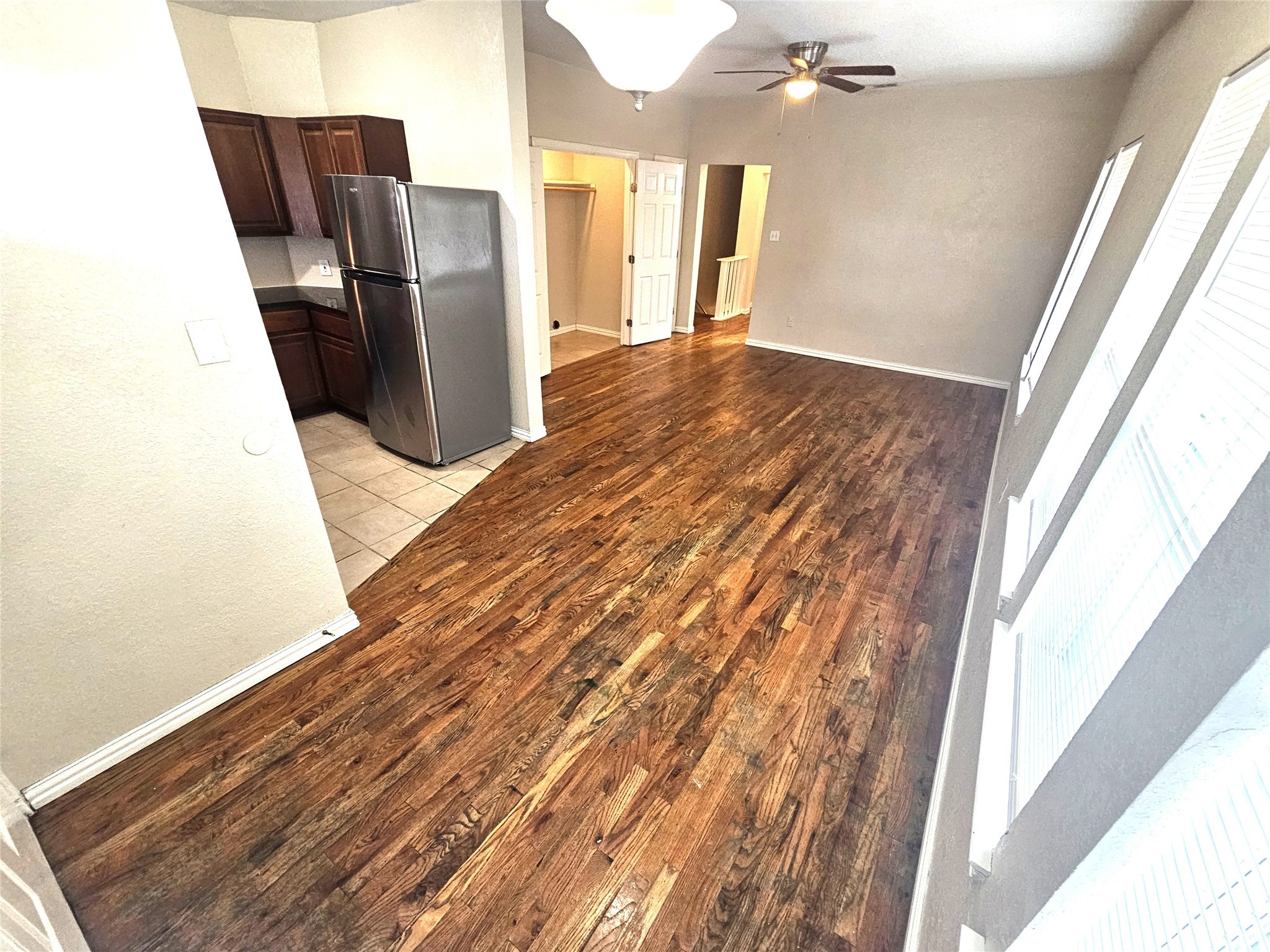 1927 W 10th Street Dallas TX 75208
