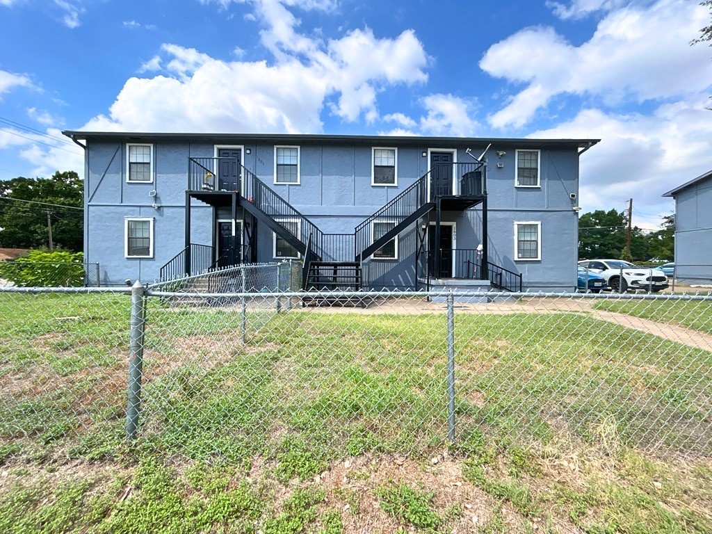 1615 Voirin Road Irving TX 75061
