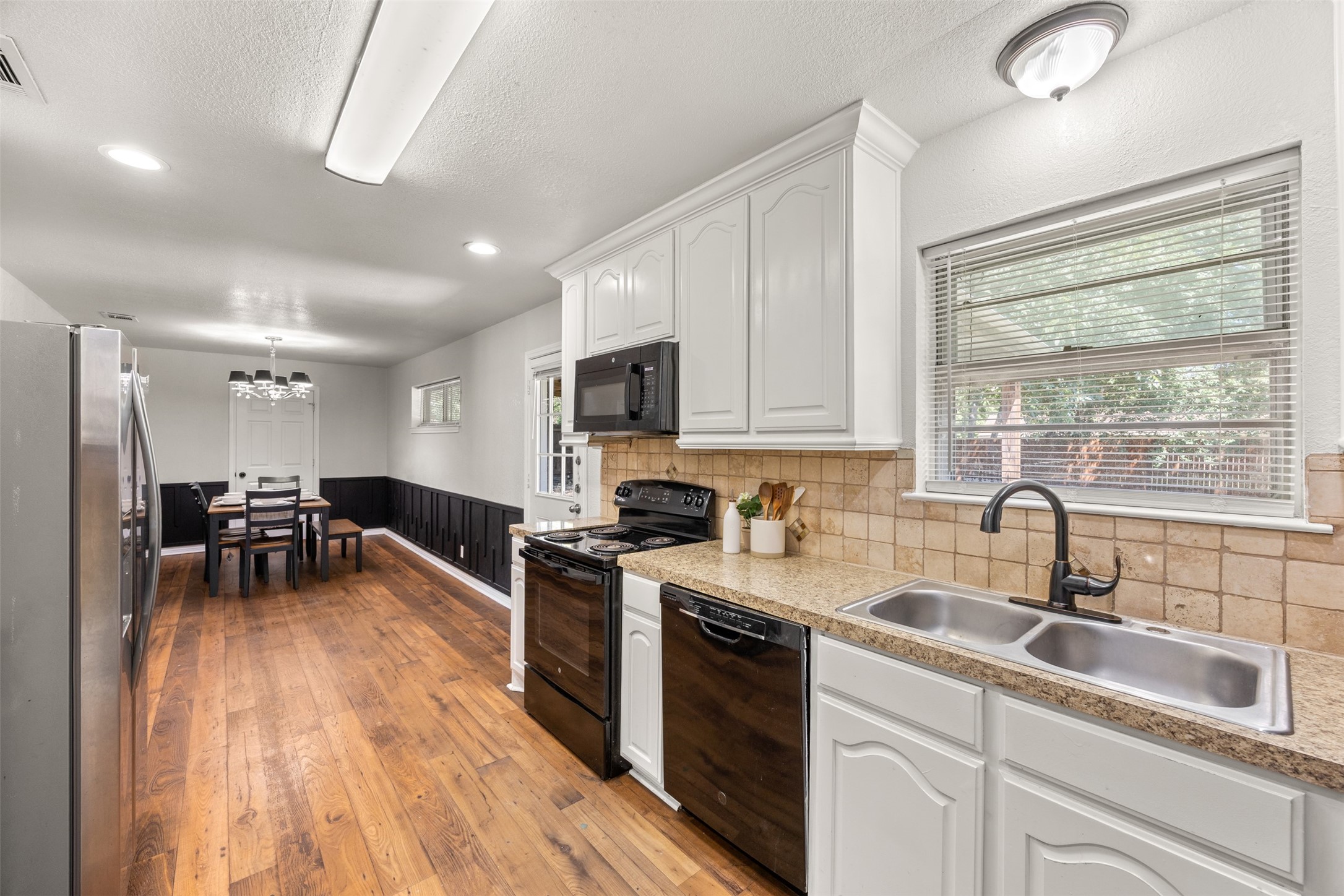 2410 Linda Drive Ennis TX 75119