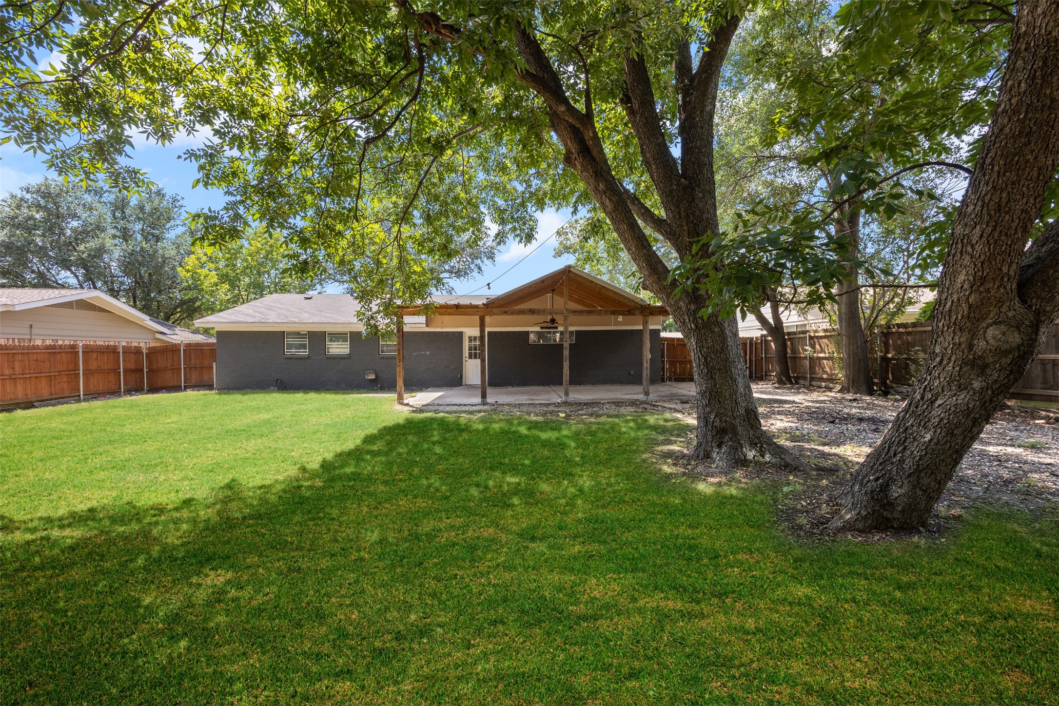 2410 Linda Drive Ennis TX 75119