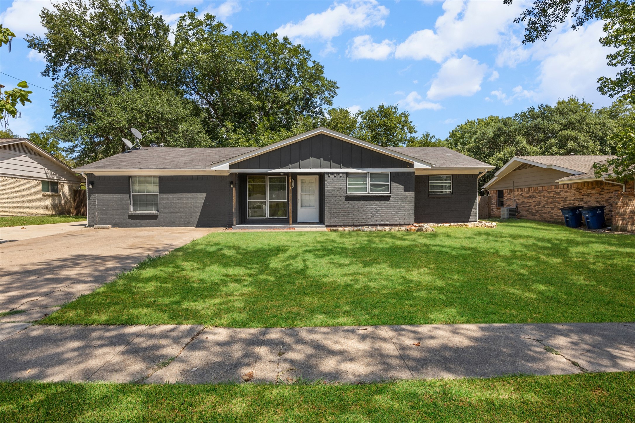 2410 Linda Drive Ennis TX 75119