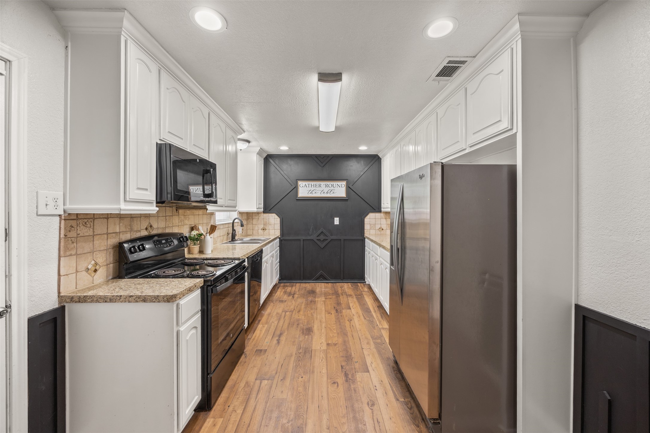 2410 Linda Drive Ennis TX 75119