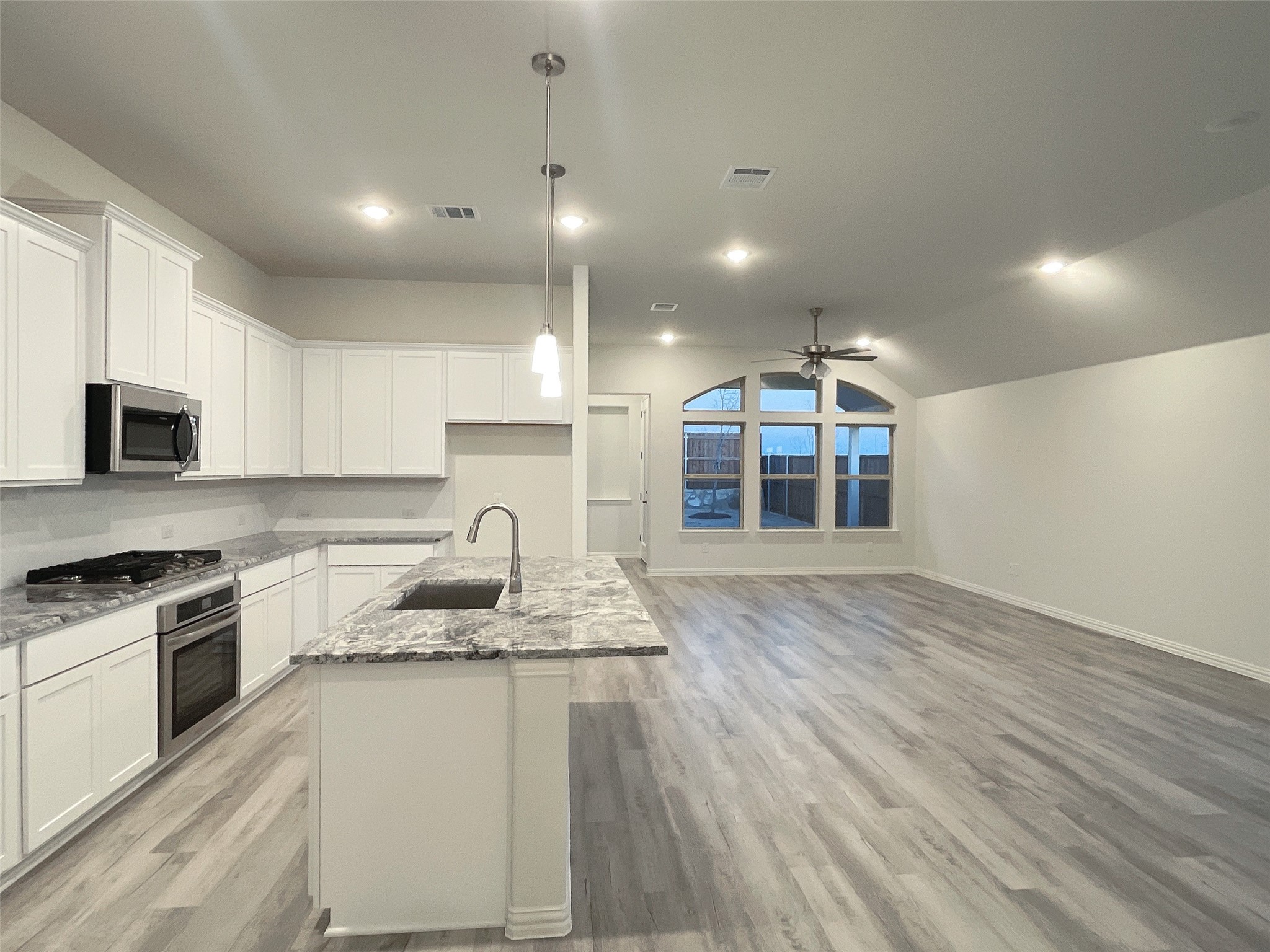 501 Orchard Place Van Alstyne TX 75495