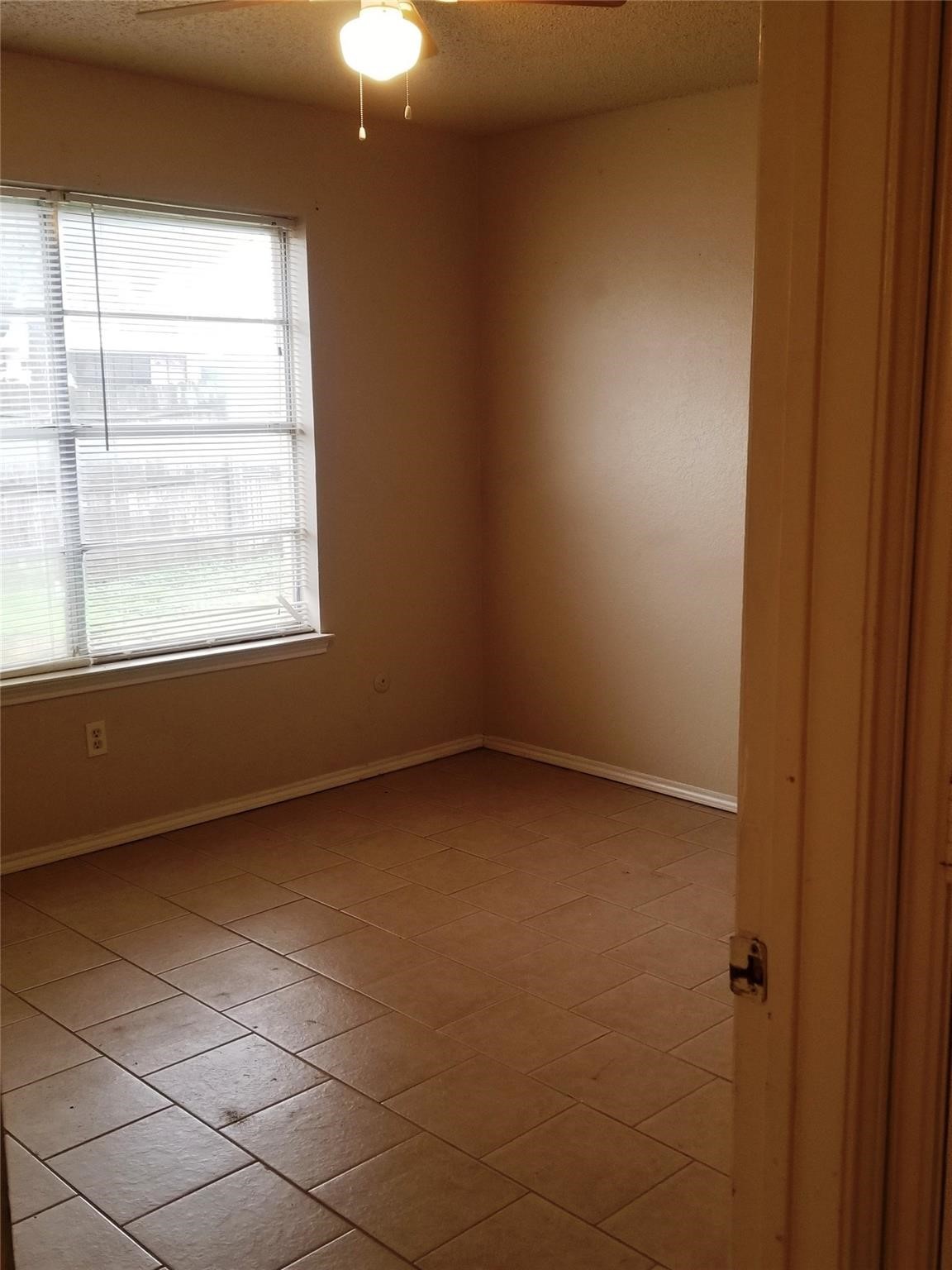 1700 Justin Lyn Street Arlington TX 76012