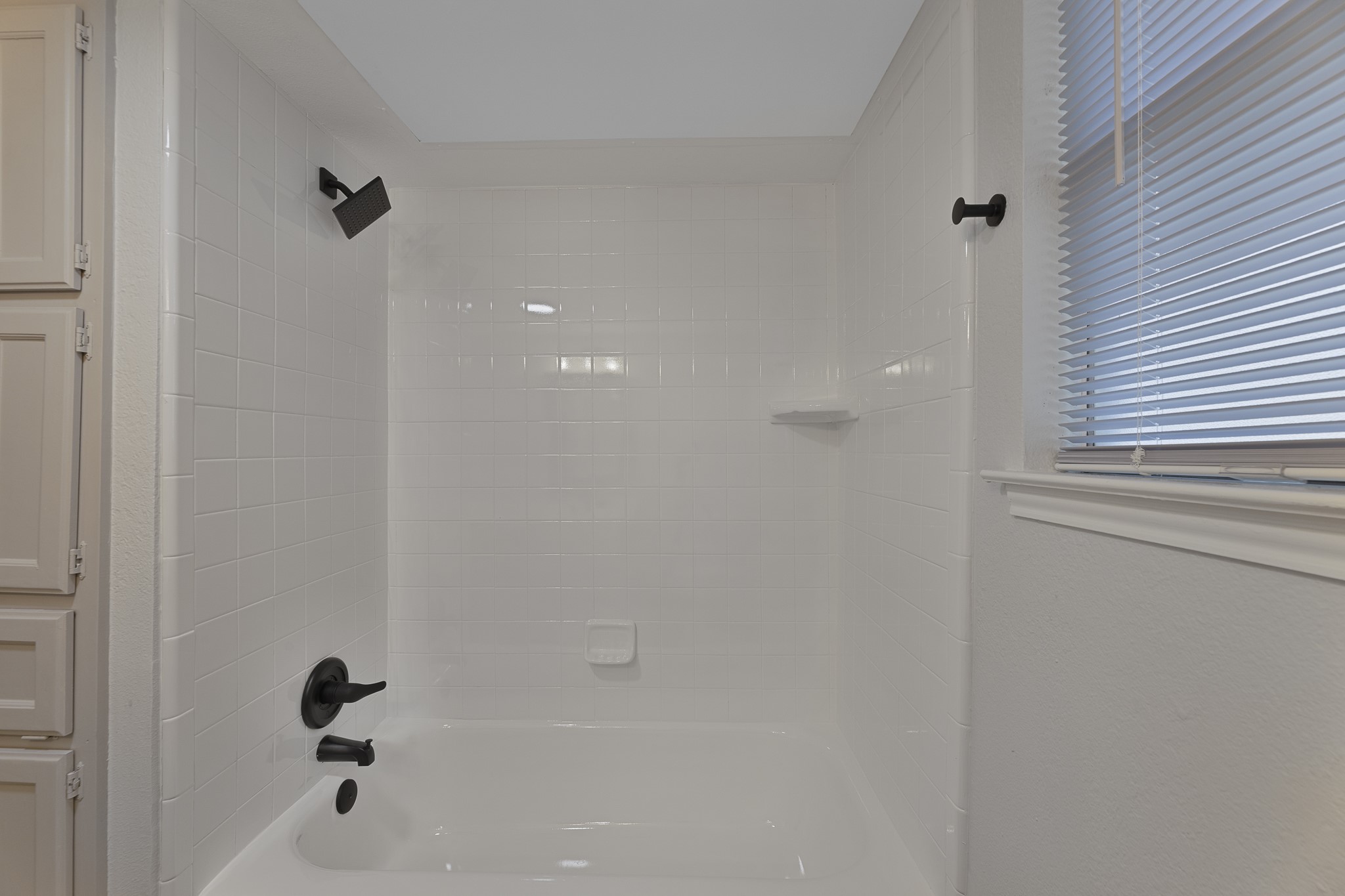 5002 French Wood Drive Arlington TX 76016