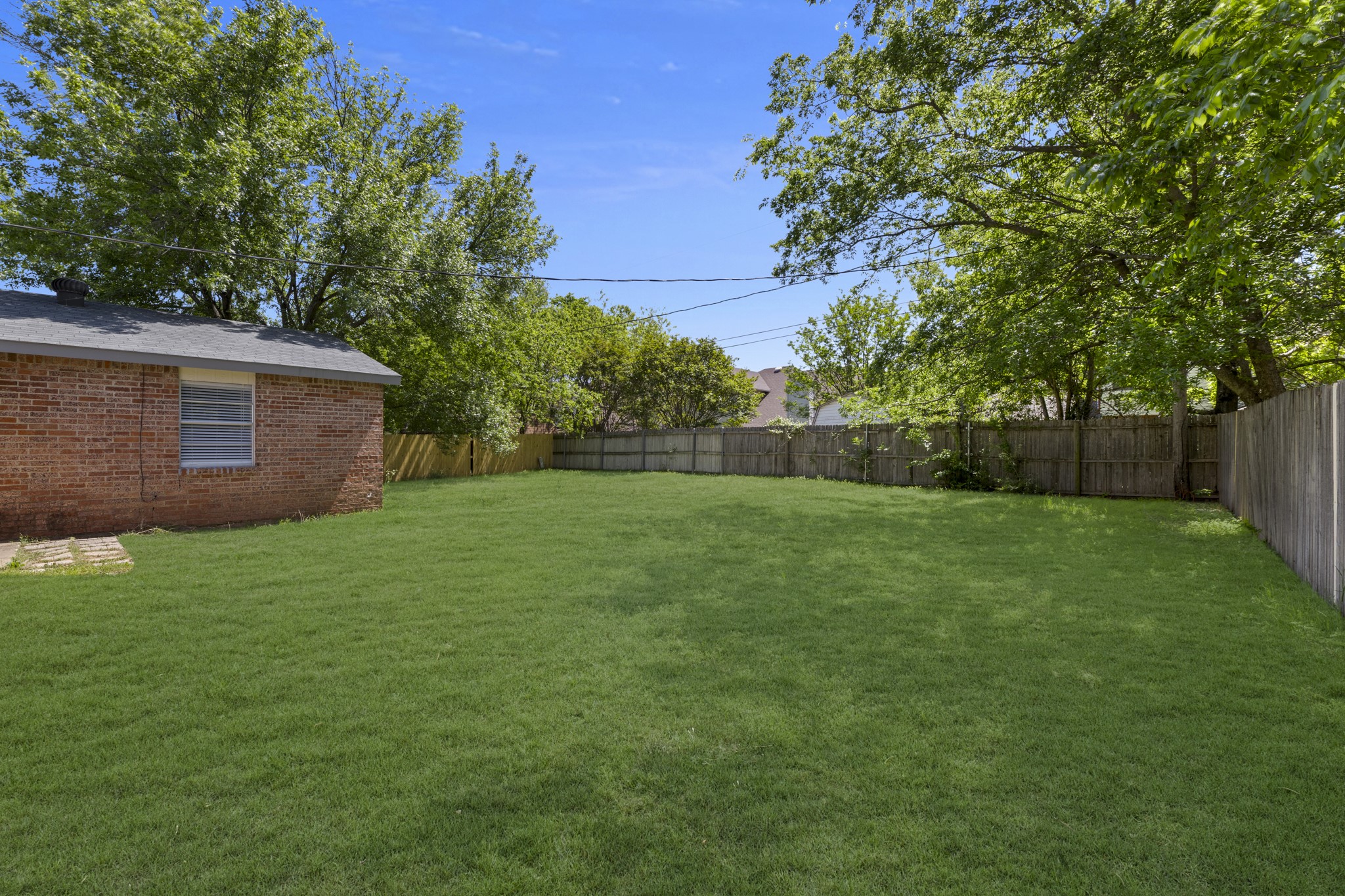 5002 French Wood Drive Arlington TX 76016