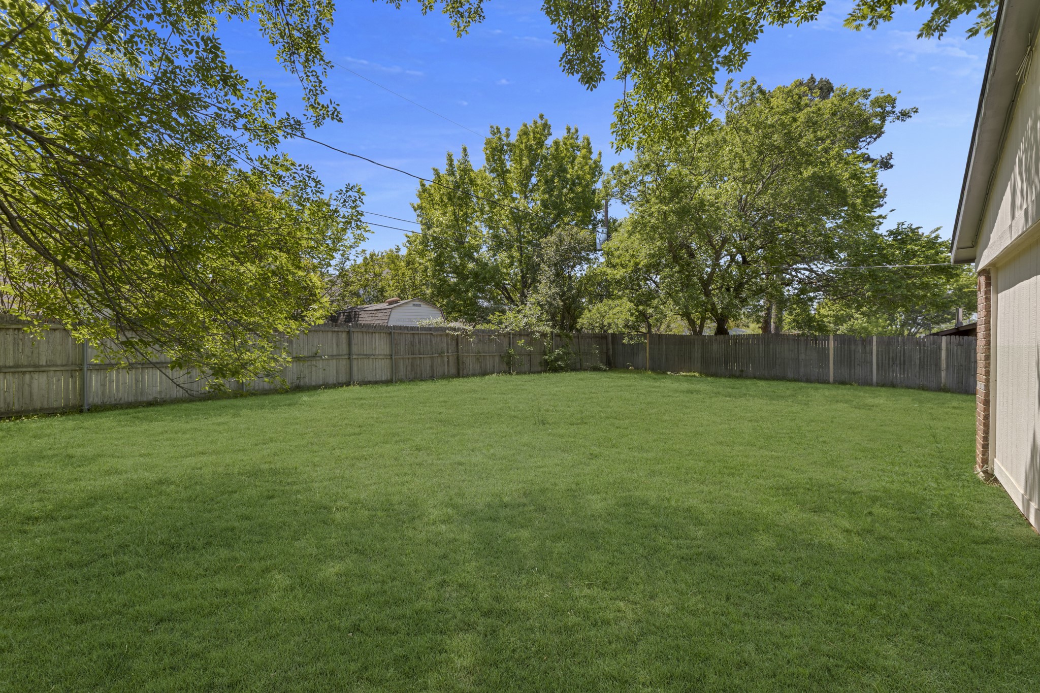 5002 French Wood Drive Arlington TX 76016