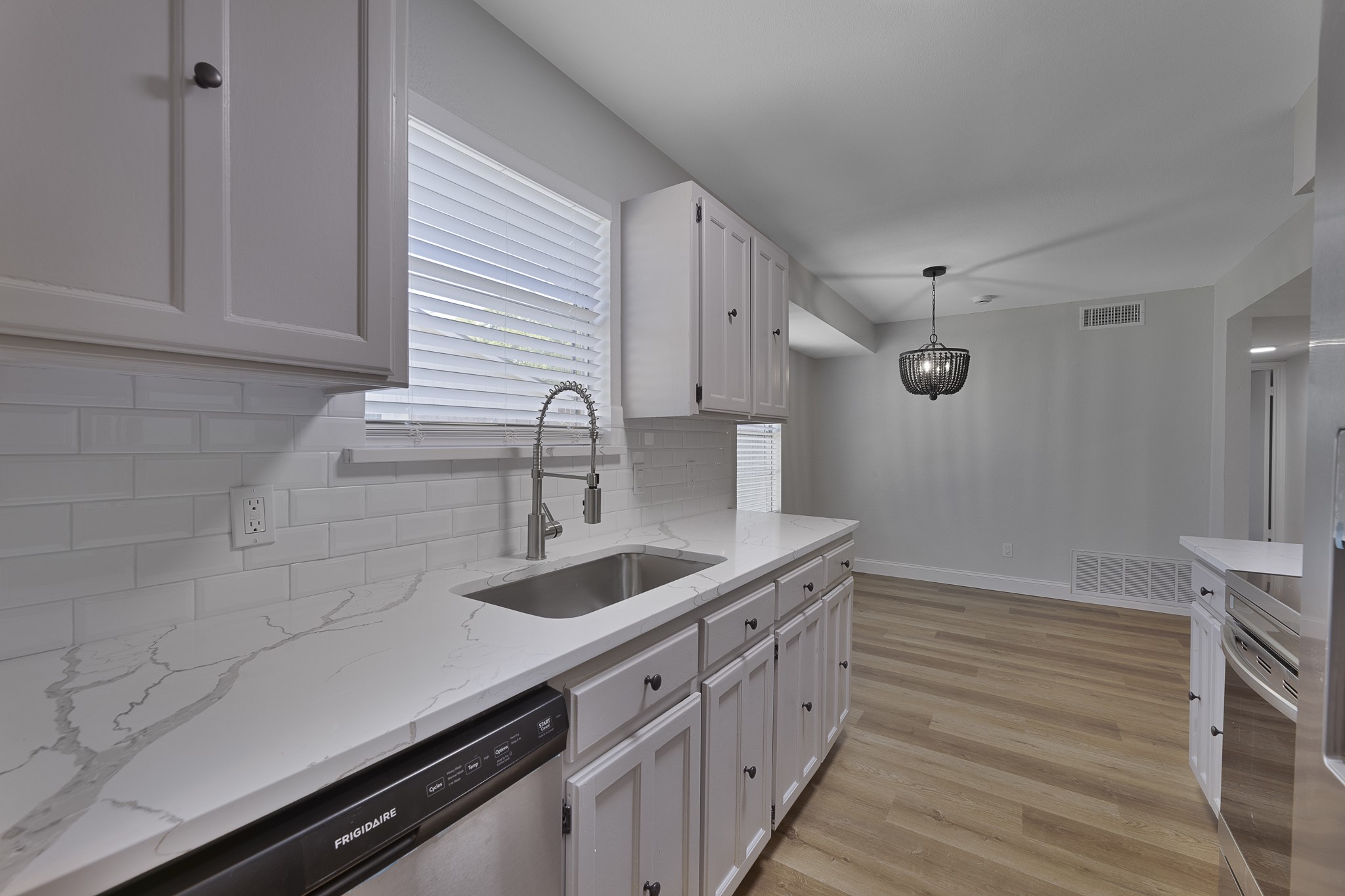 5002 French Wood Drive Arlington TX 76016