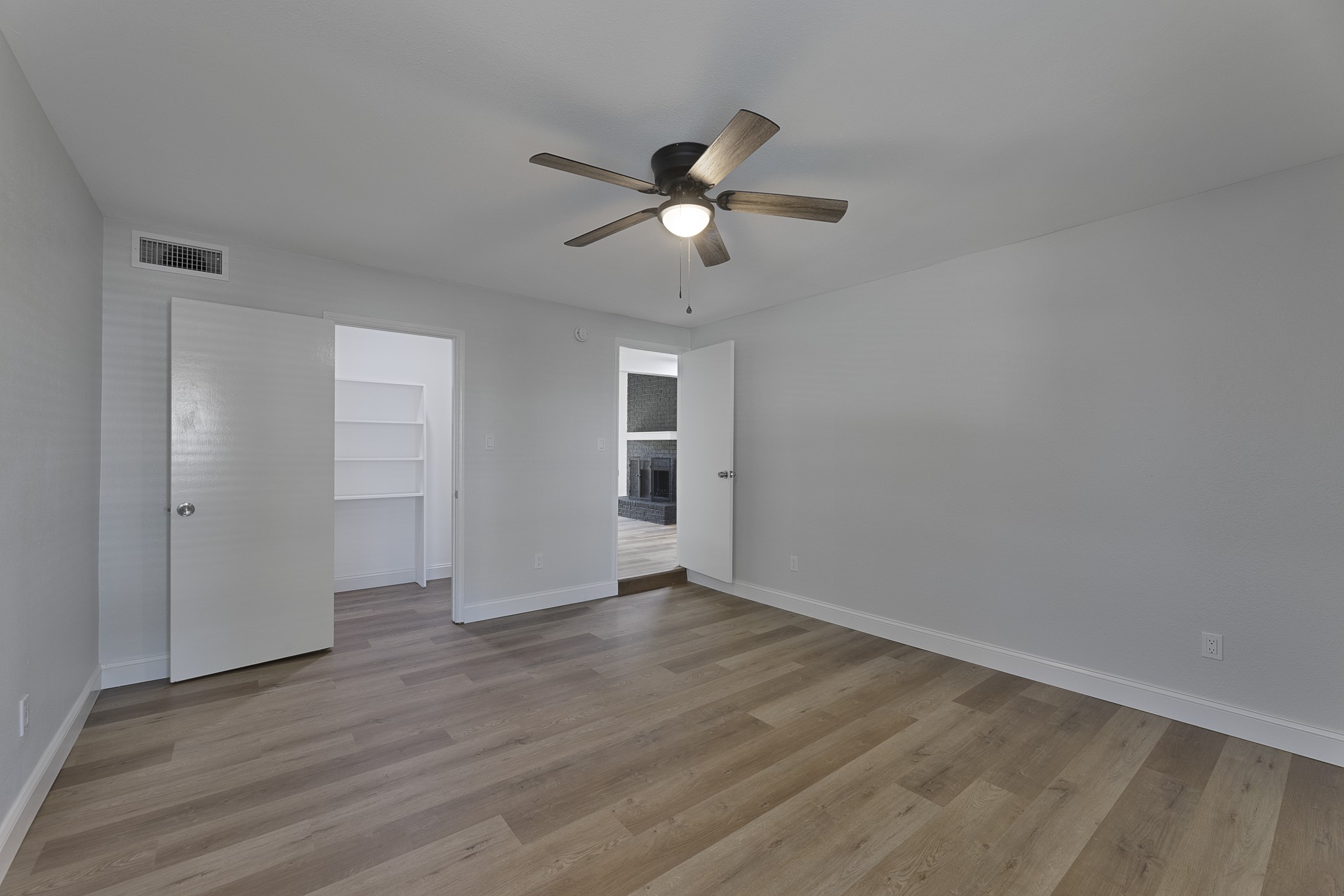 5002 French Wood Drive Arlington TX 76016