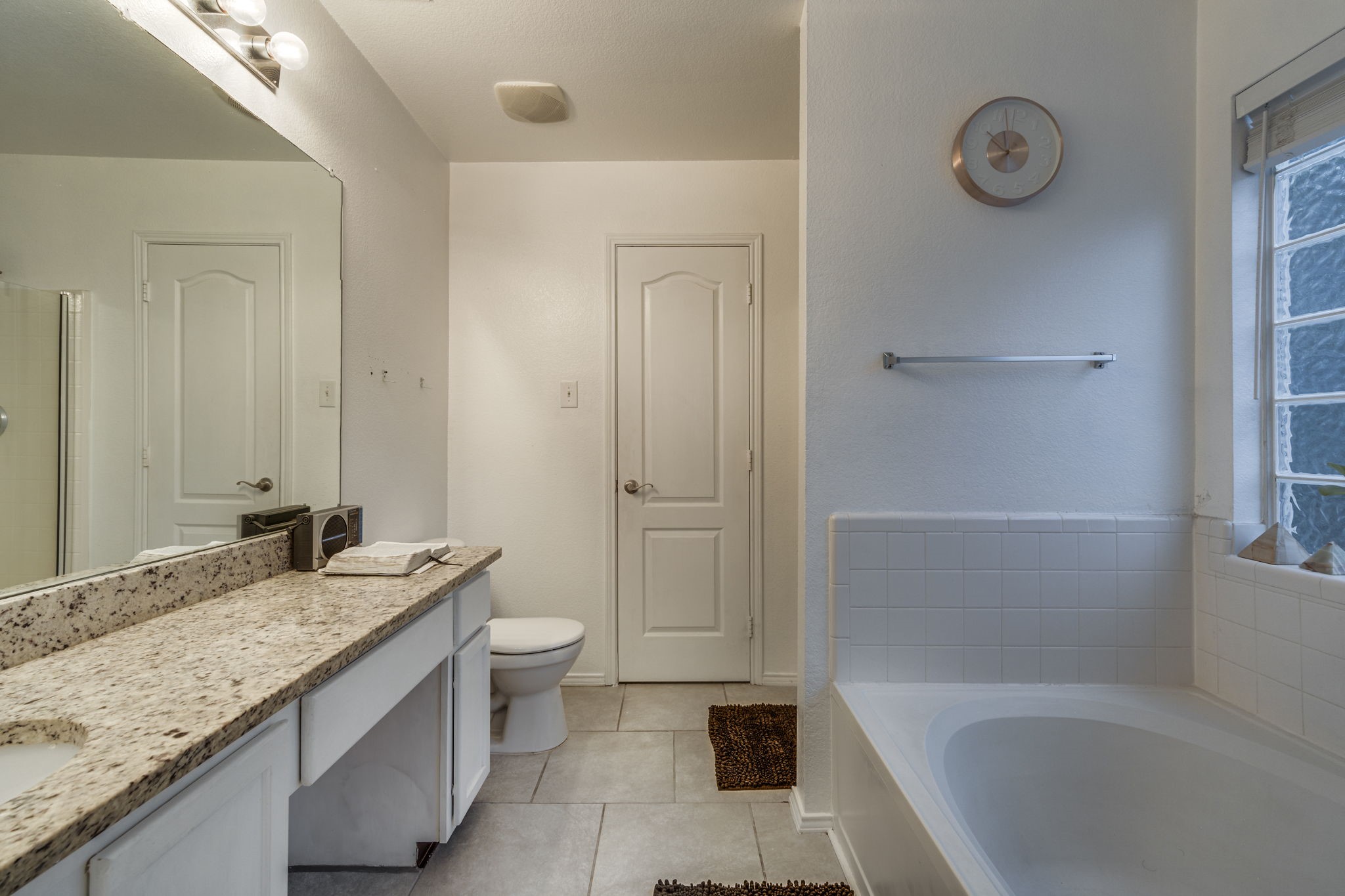 101 Hollow Tree Drive Red Oak TX 75154
