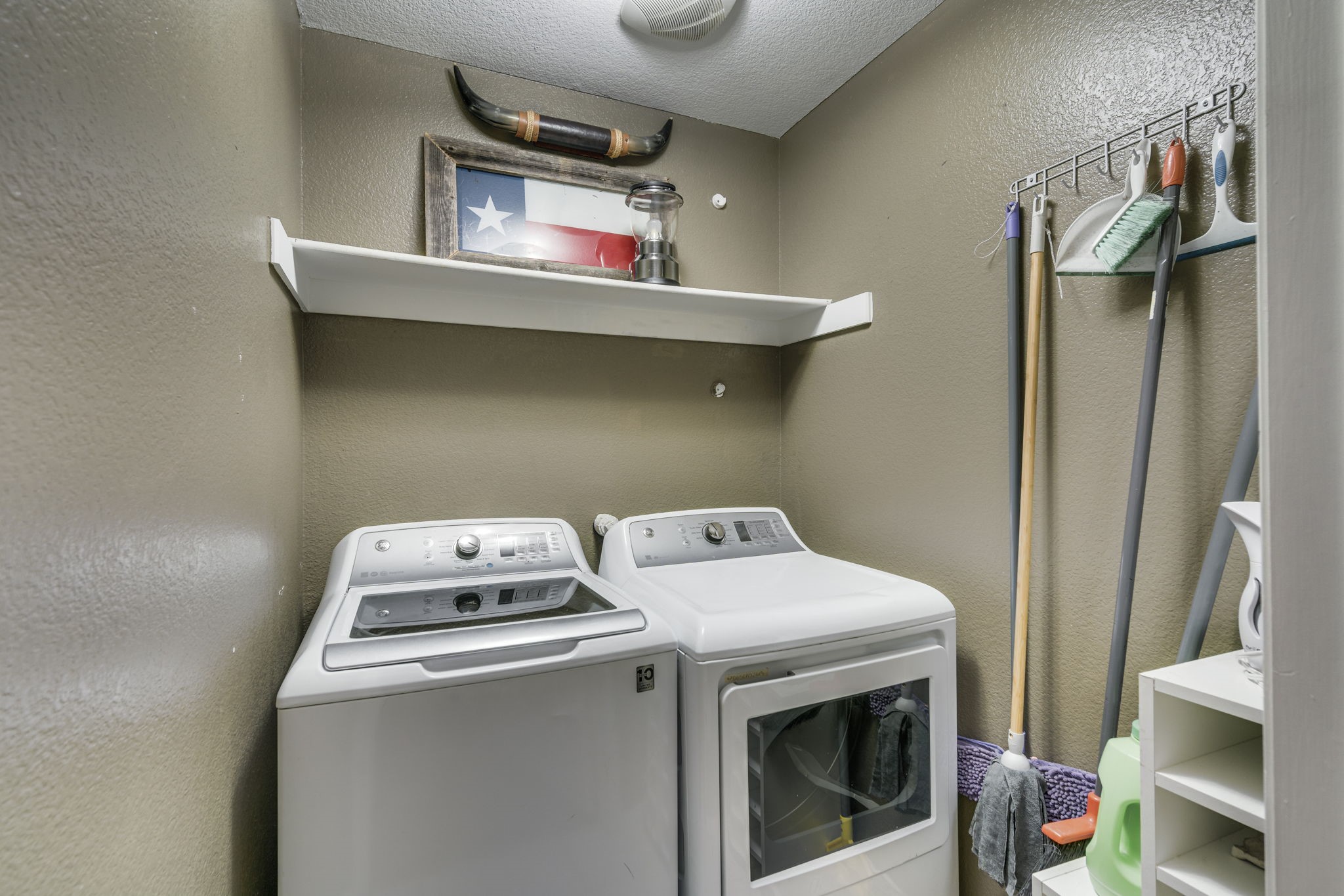 101 Hollow Tree Drive Red Oak TX 75154