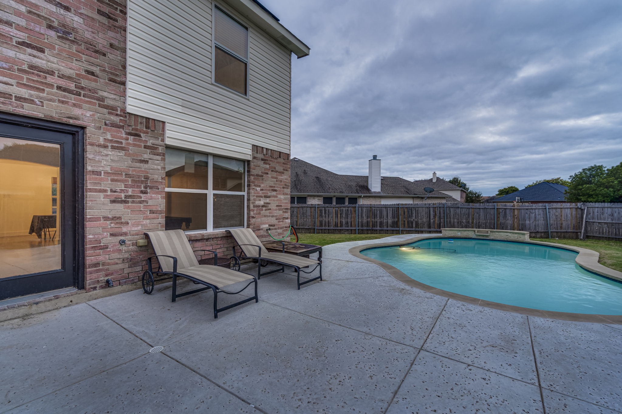 101 Hollow Tree Drive Red Oak TX 75154