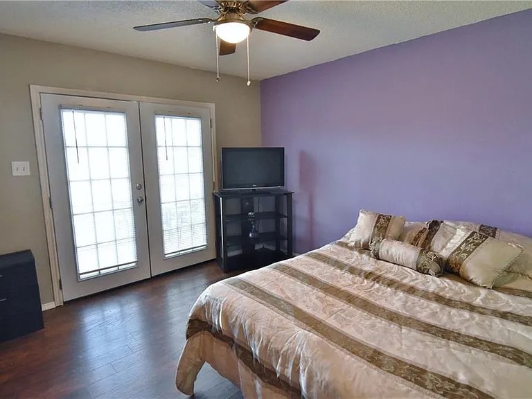 6323 Brookbriar Court Arlington TX 76018