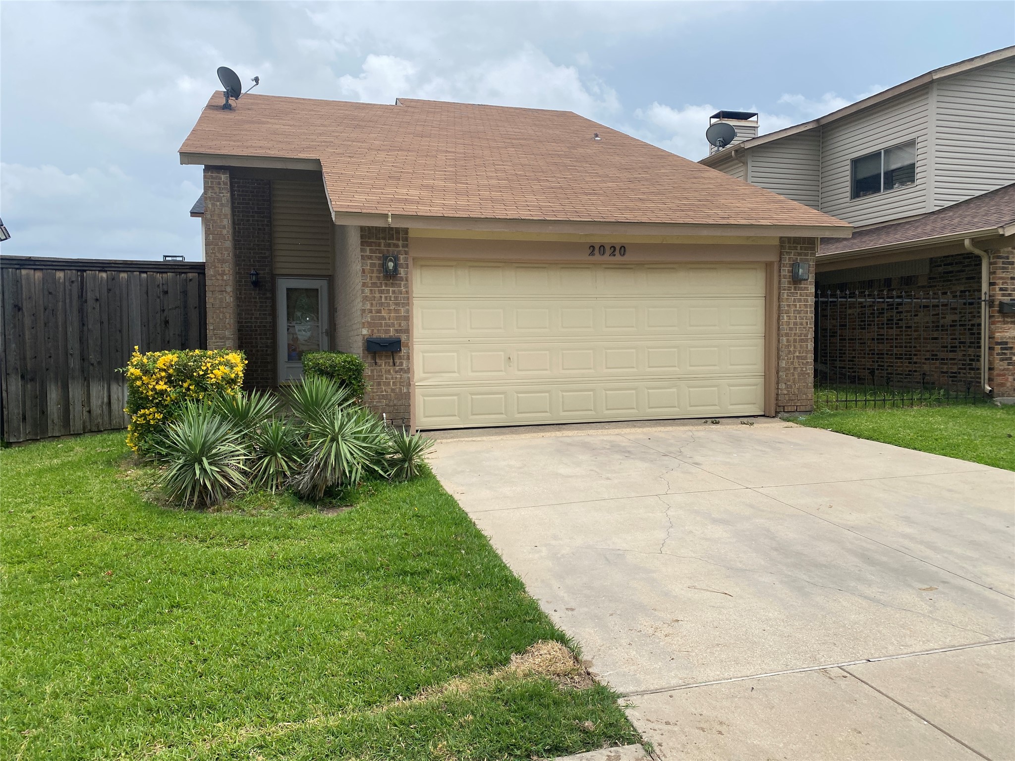 2020 Via Bravo Carrollton TX 75006