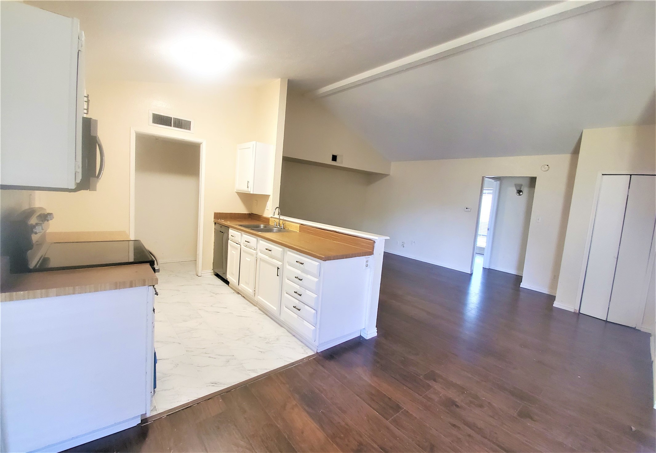 4527 Chapman Street The Colony TX 75056