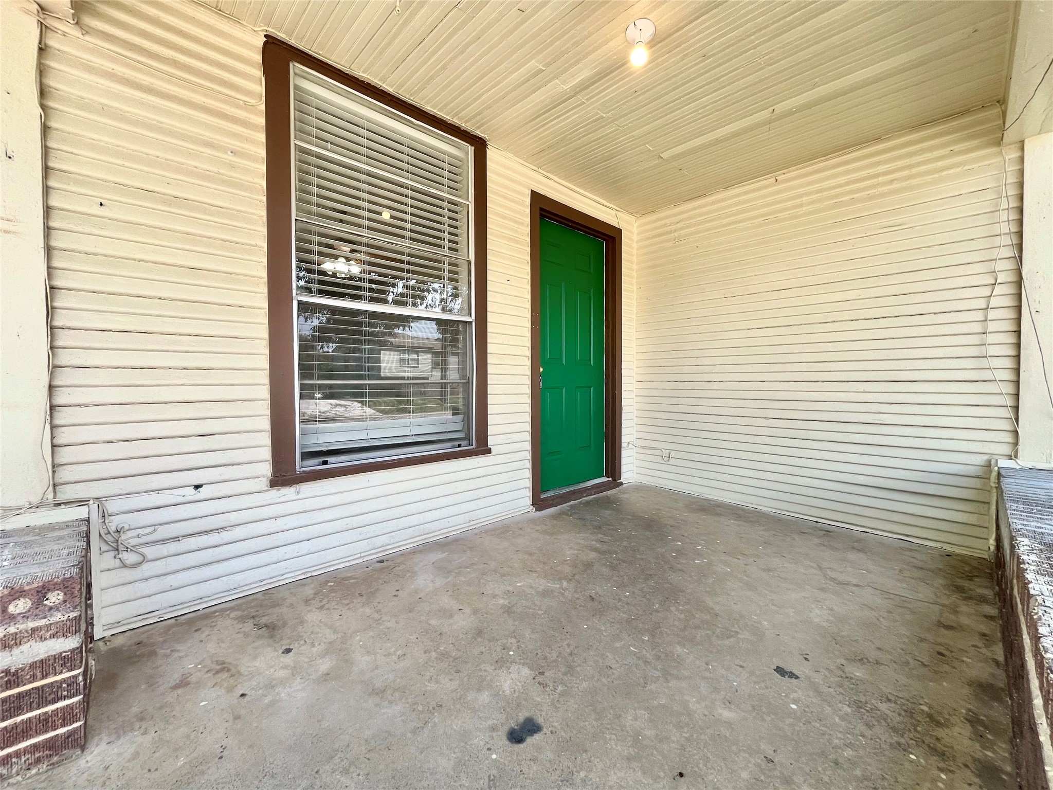 521 W Collins Street Denton TX 76201