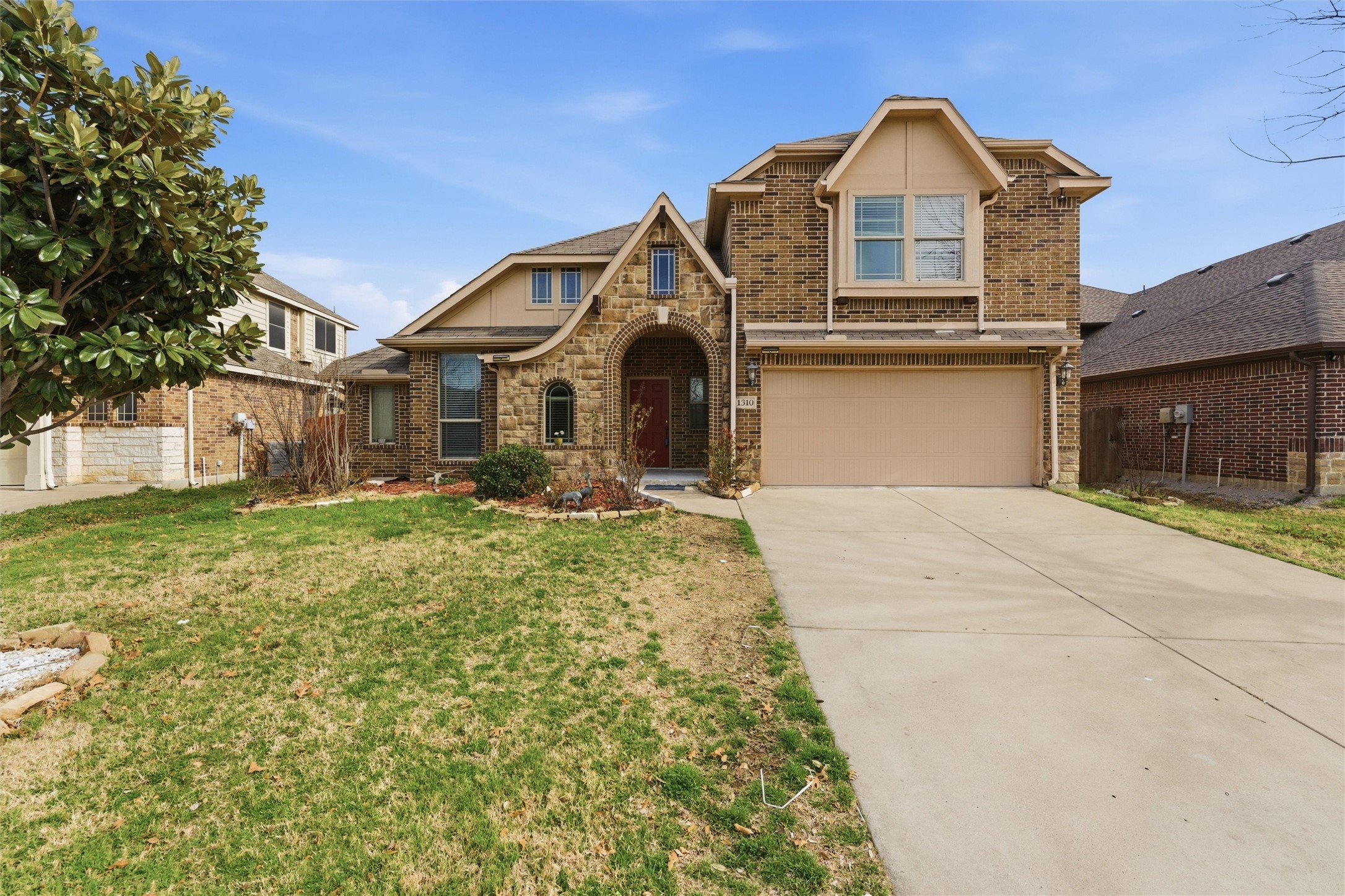 1310 Hearthstone Drive Burleson TX 76028
