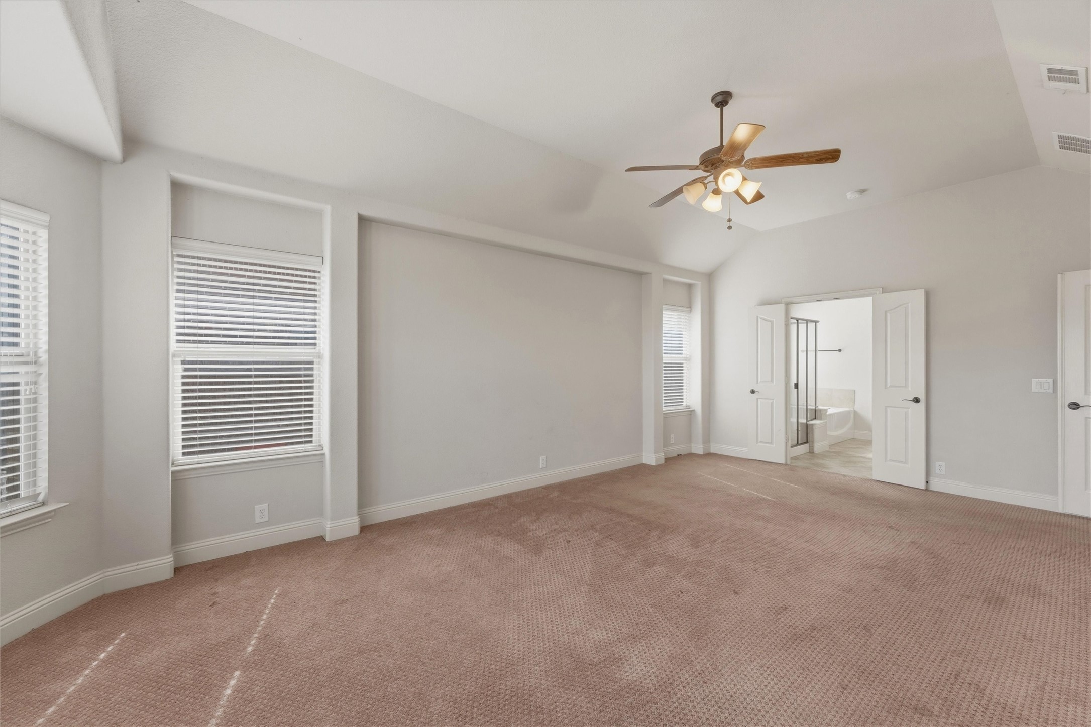1310 Hearthstone Drive Burleson TX 76028