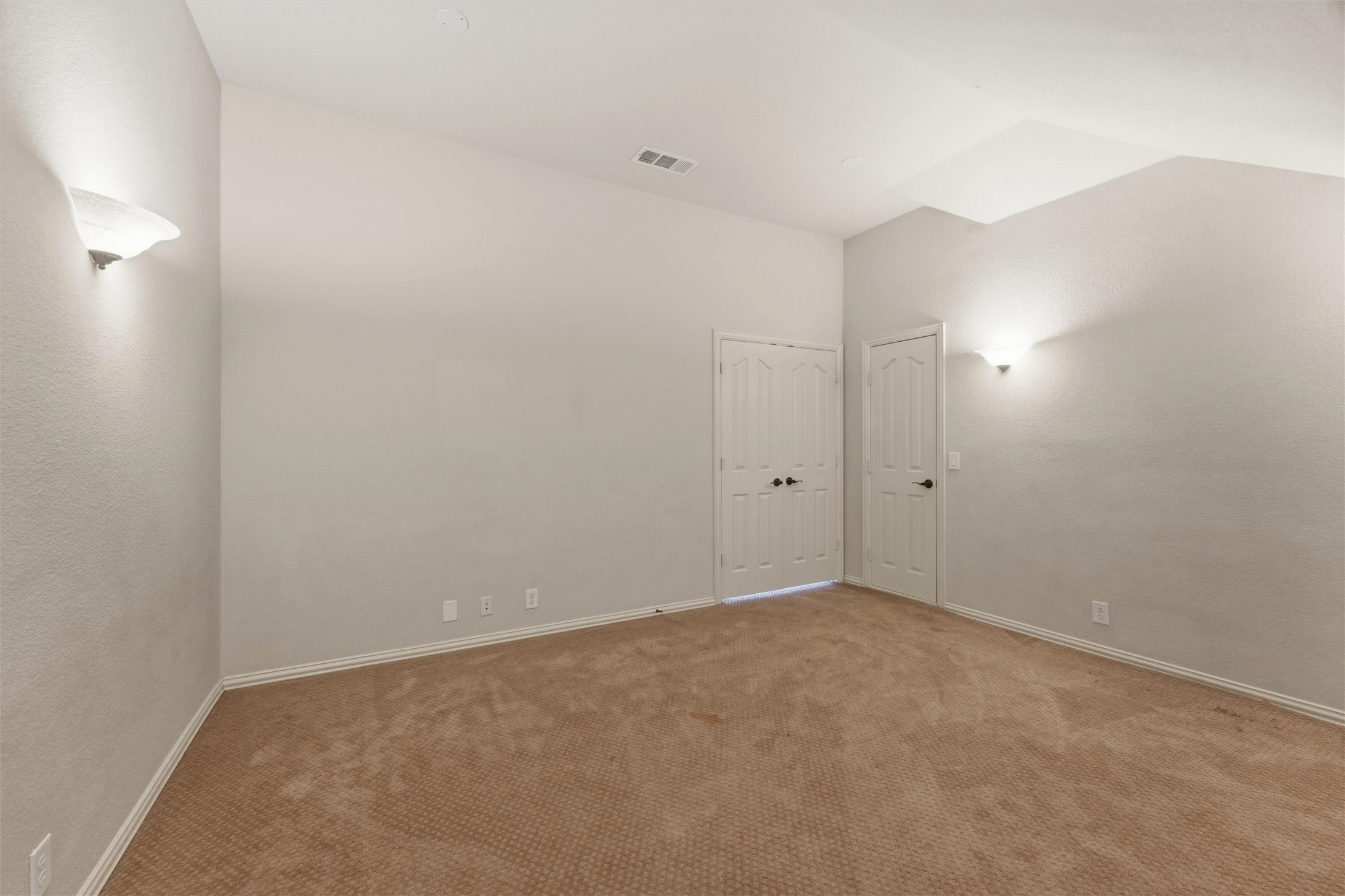 1310 Hearthstone Drive Burleson TX 76028
