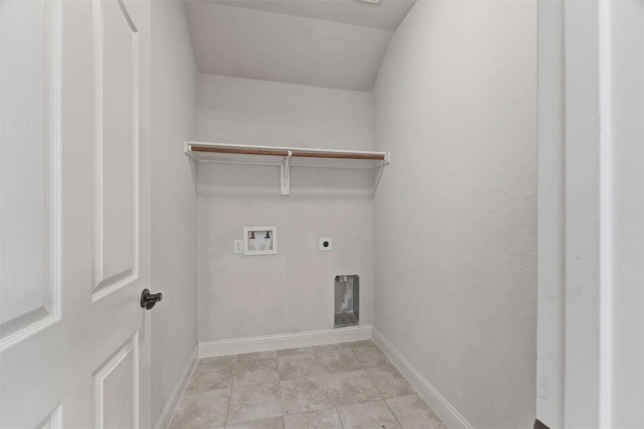 1310 Hearthstone Drive Burleson TX 76028