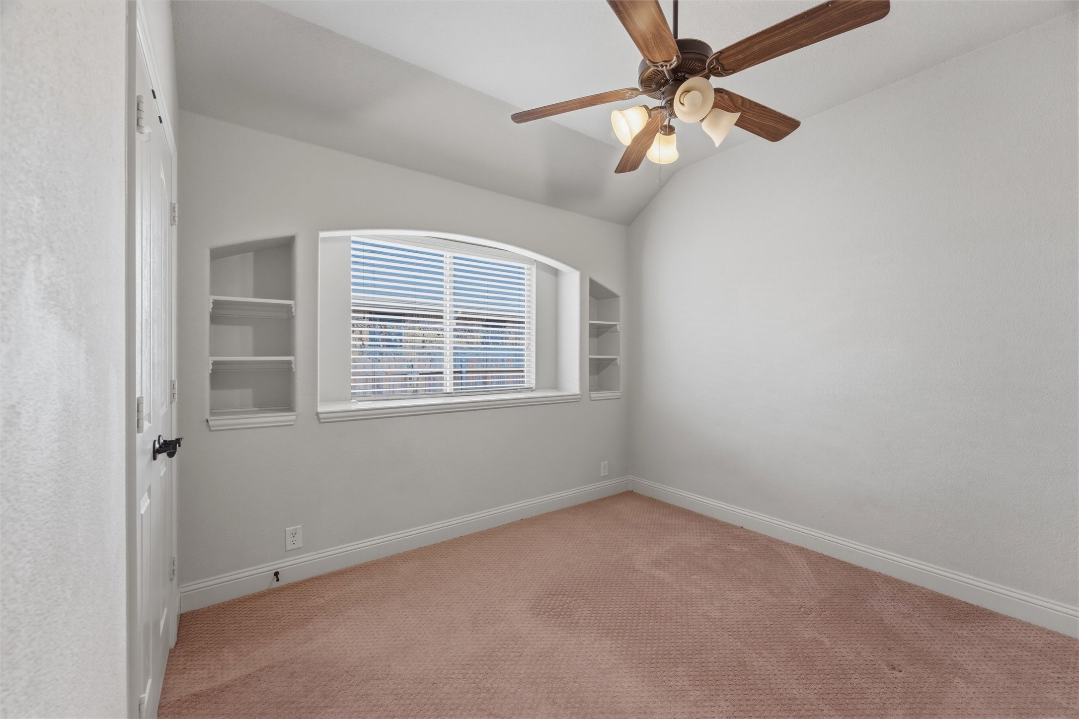 1310 Hearthstone Drive Burleson TX 76028