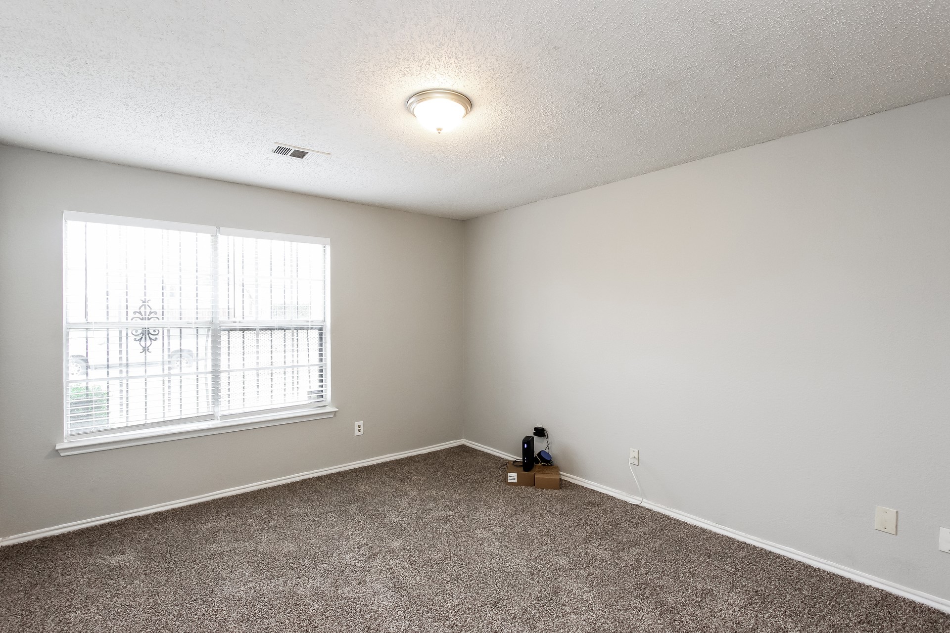 10244 Budtime Lane Dallas TX 75217