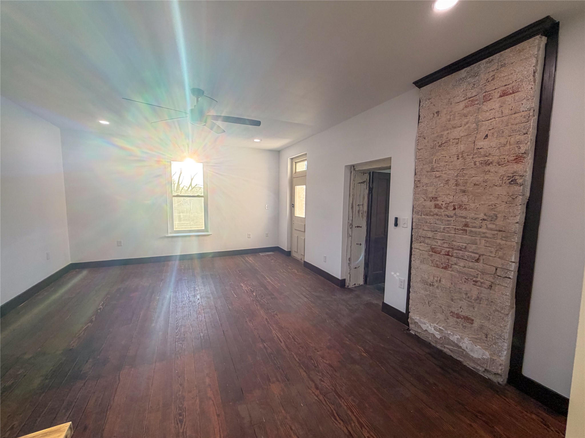 107 E Stone Street Collinsville TX 76233