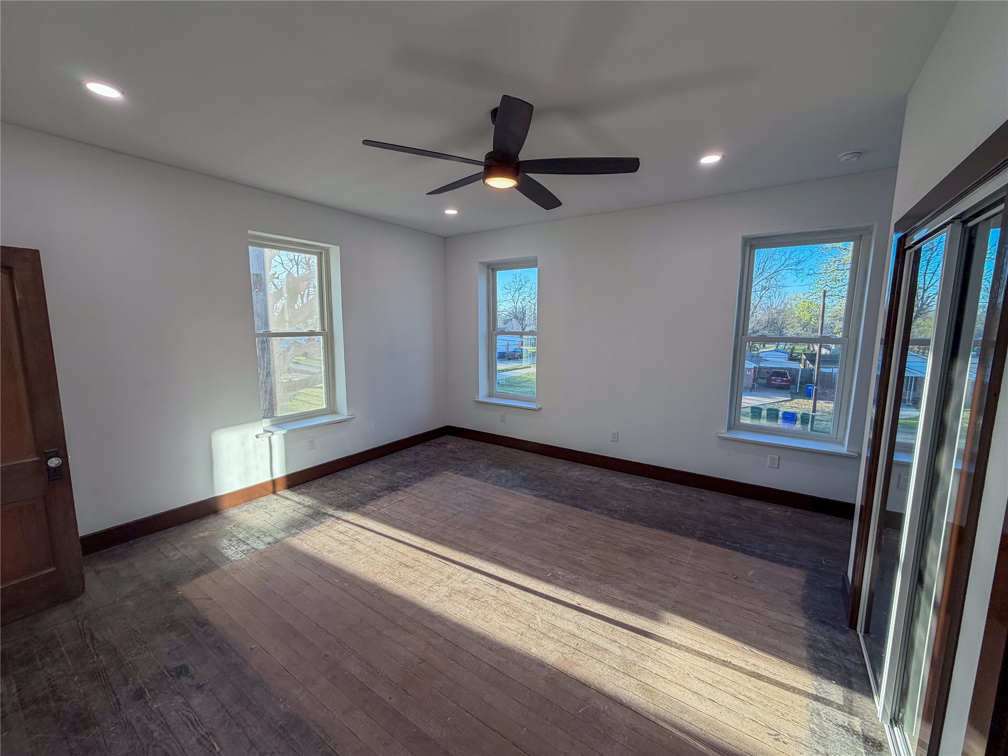 107 E Stone Street Collinsville TX 76233