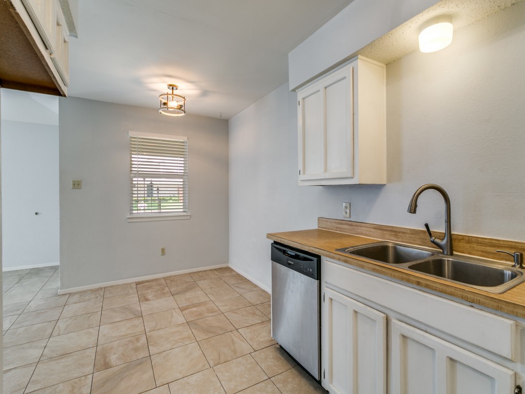 980 Meadow Circle S Keller TX 76248