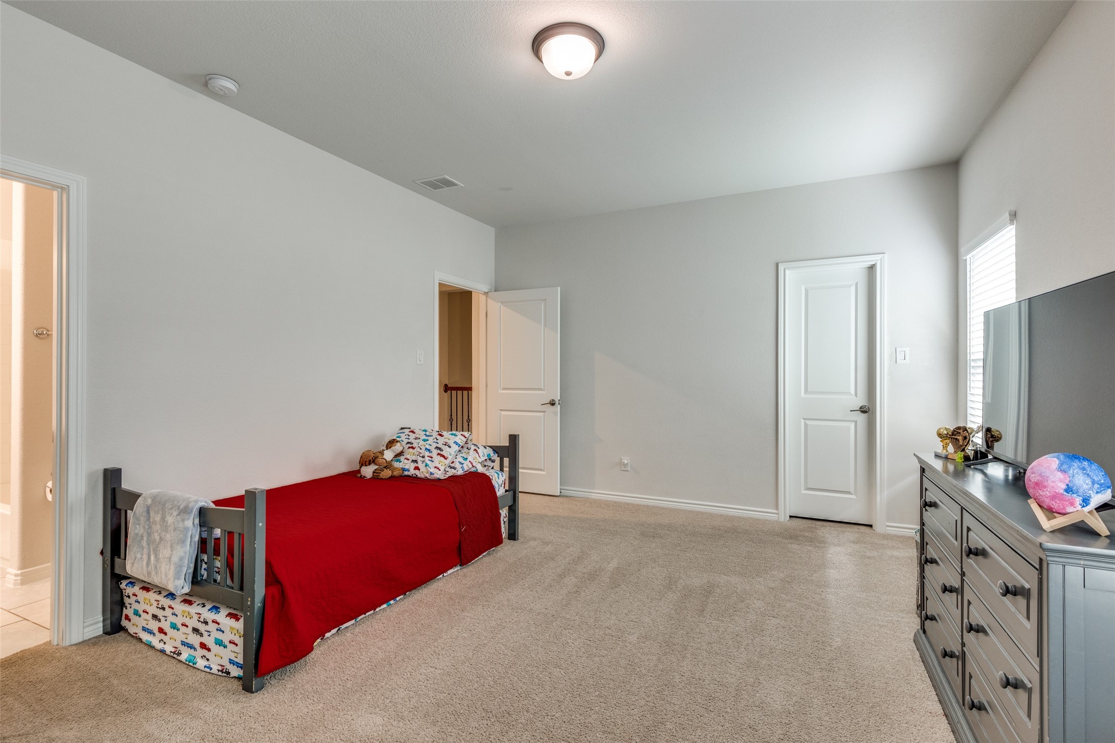 672 Harris Ridge Drive Arlington TX 76002