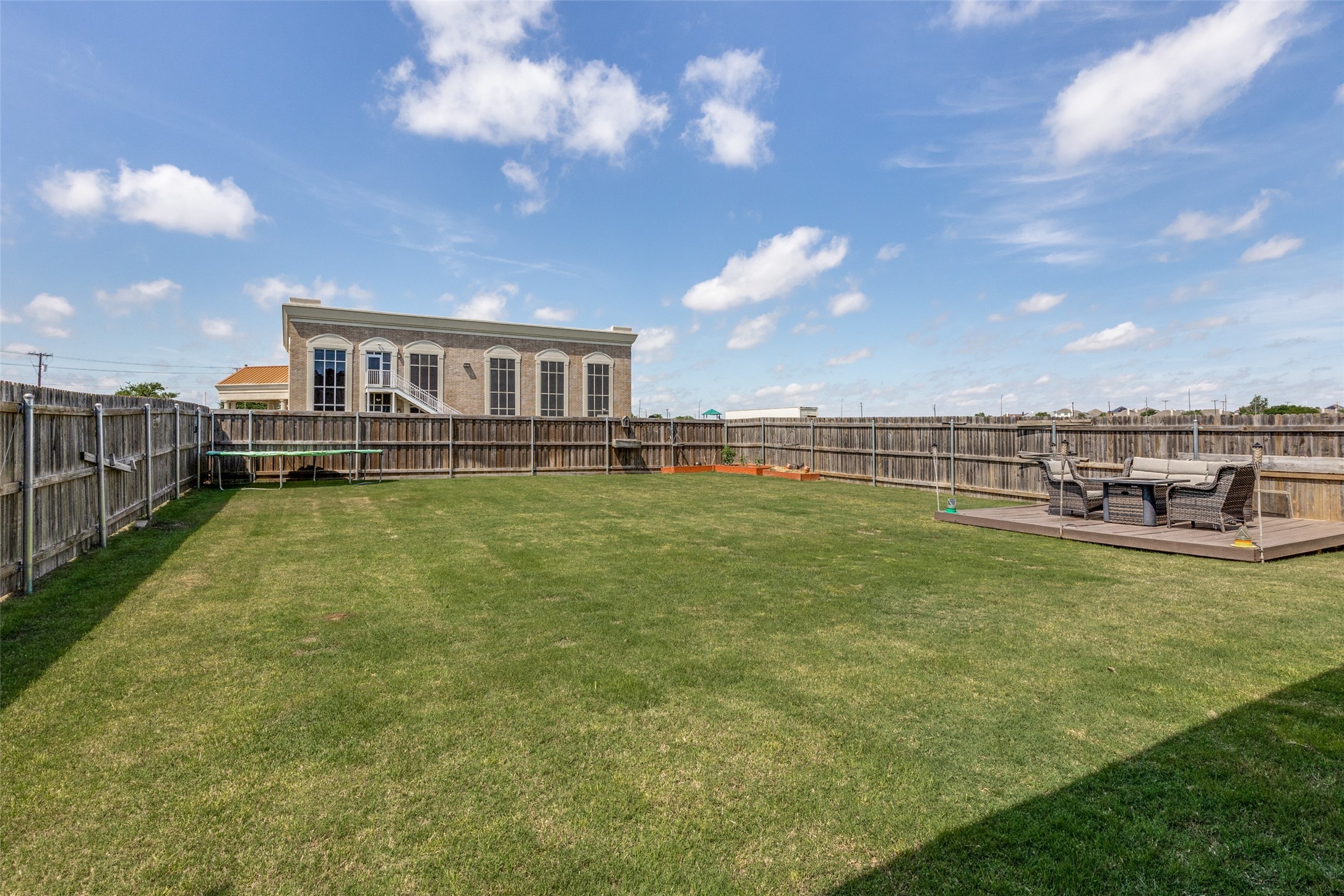 672 Harris Ridge Drive Arlington TX 76002
