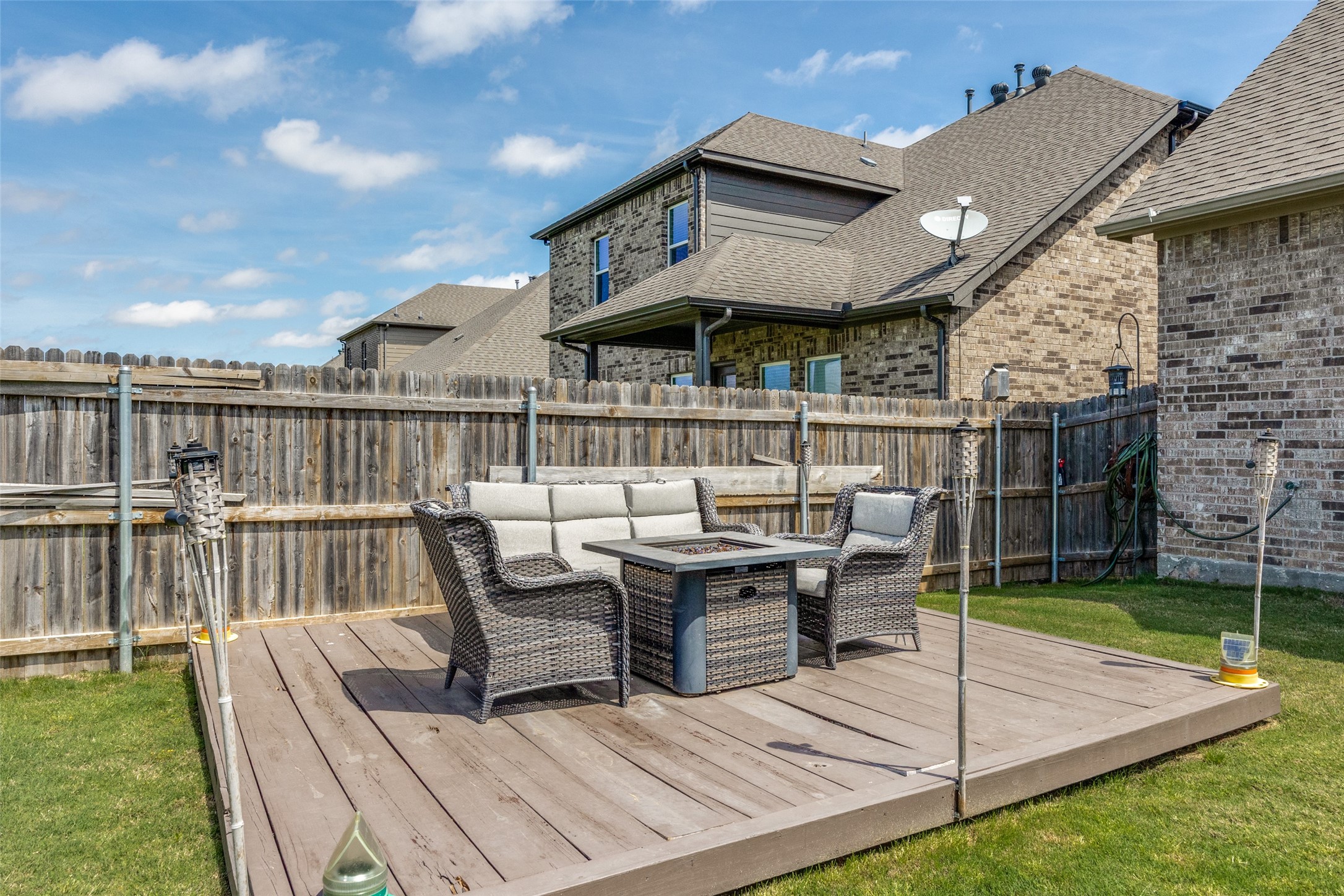 672 Harris Ridge Drive Arlington TX 76002