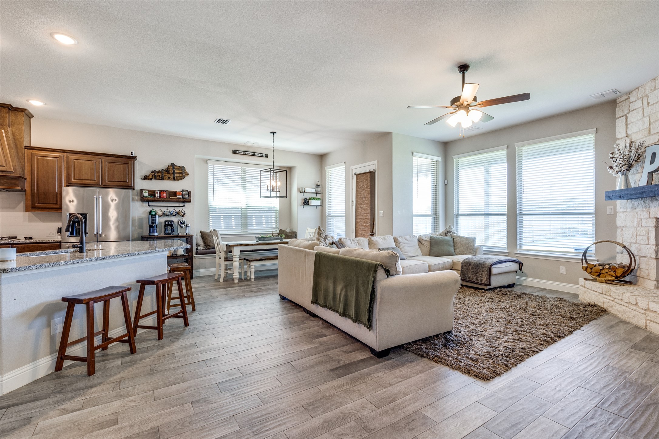 672 Harris Ridge Drive Arlington TX 76002