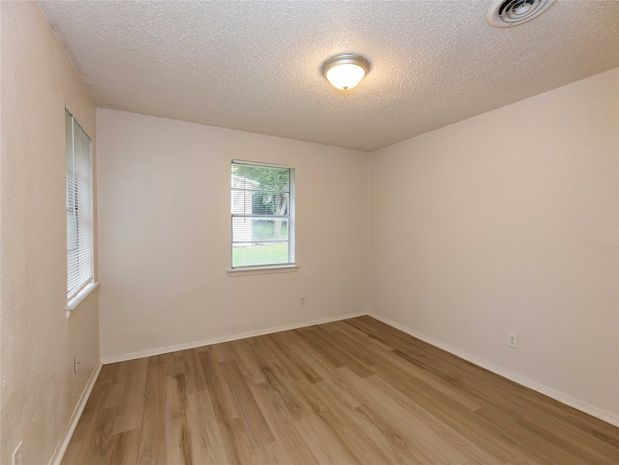 2045 Avis Circle Mesquite TX 75149