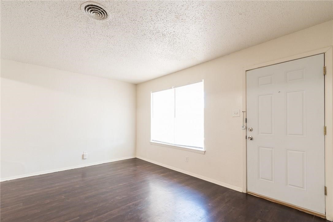 2045 Avis Circle Mesquite TX 75149