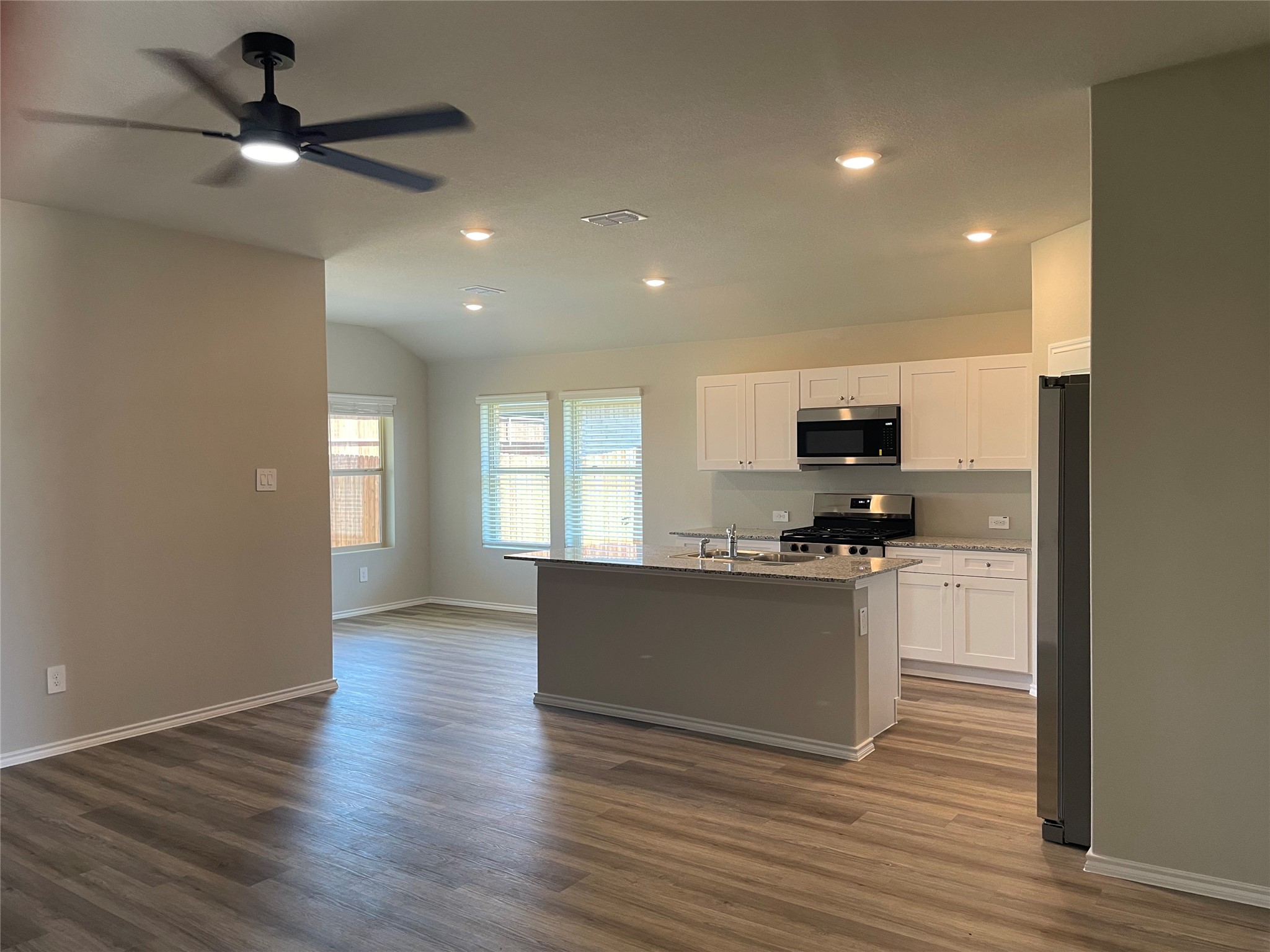5552 Rollins Drive Krum TX 76249