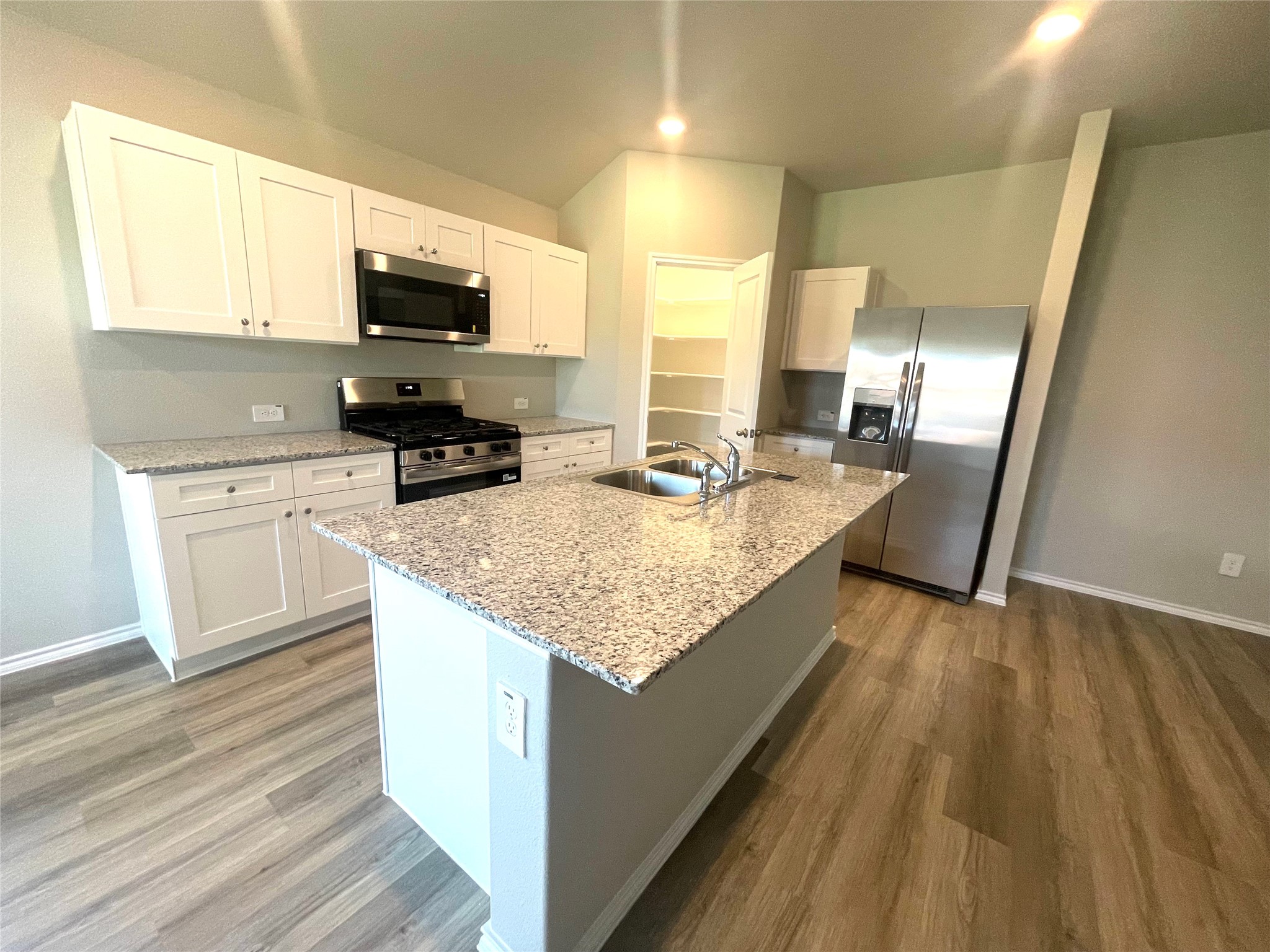 5552 Rollins Drive Krum TX 76249
