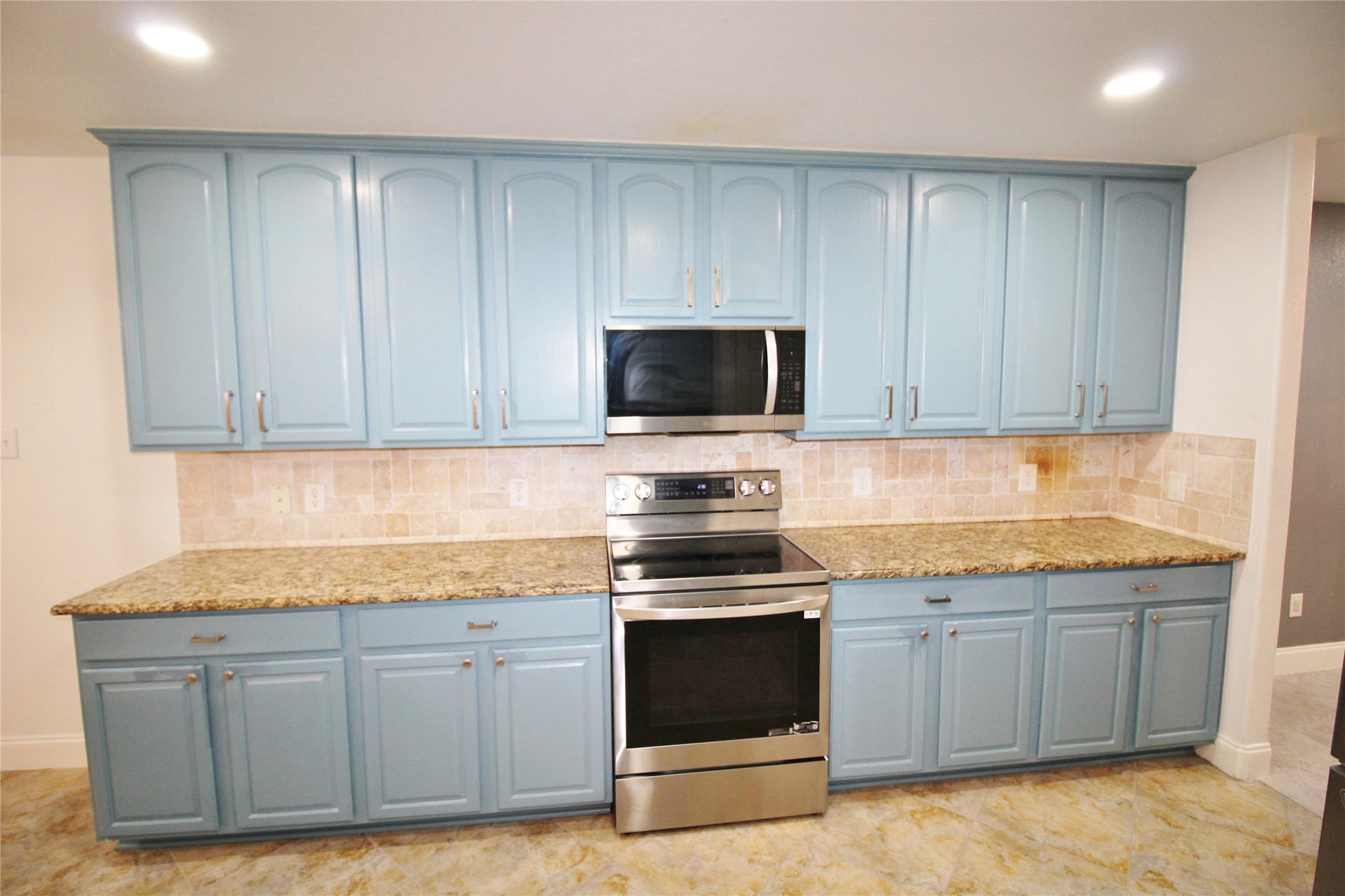 928 Oakcrest Drive Wylie TX 75098