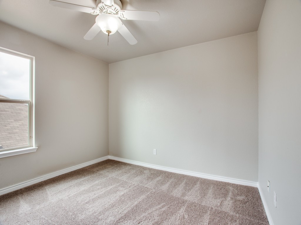 1208 Boxwood Drive Crowley TX 76036