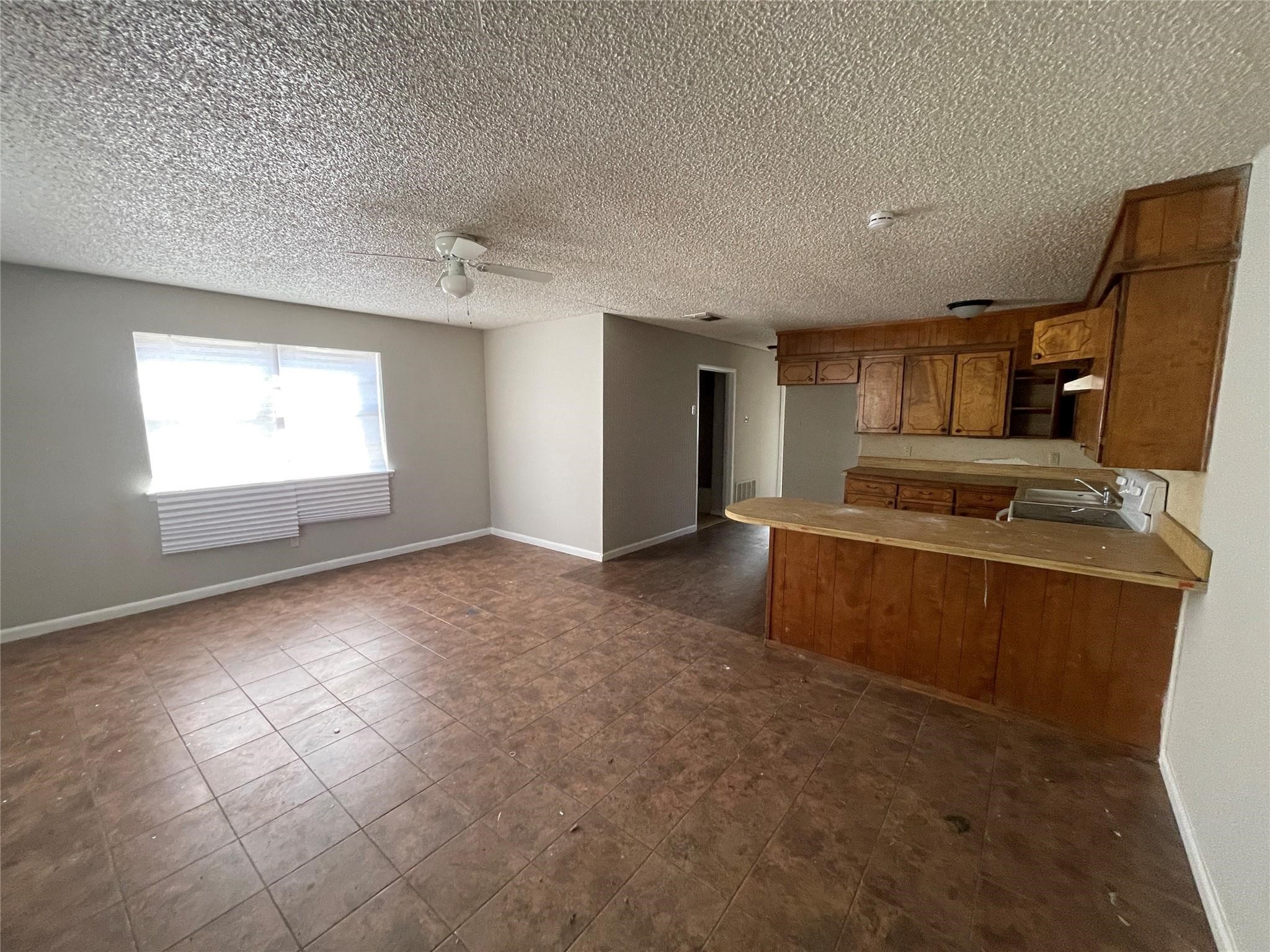 105 Effie Lane Weatherford TX 76088