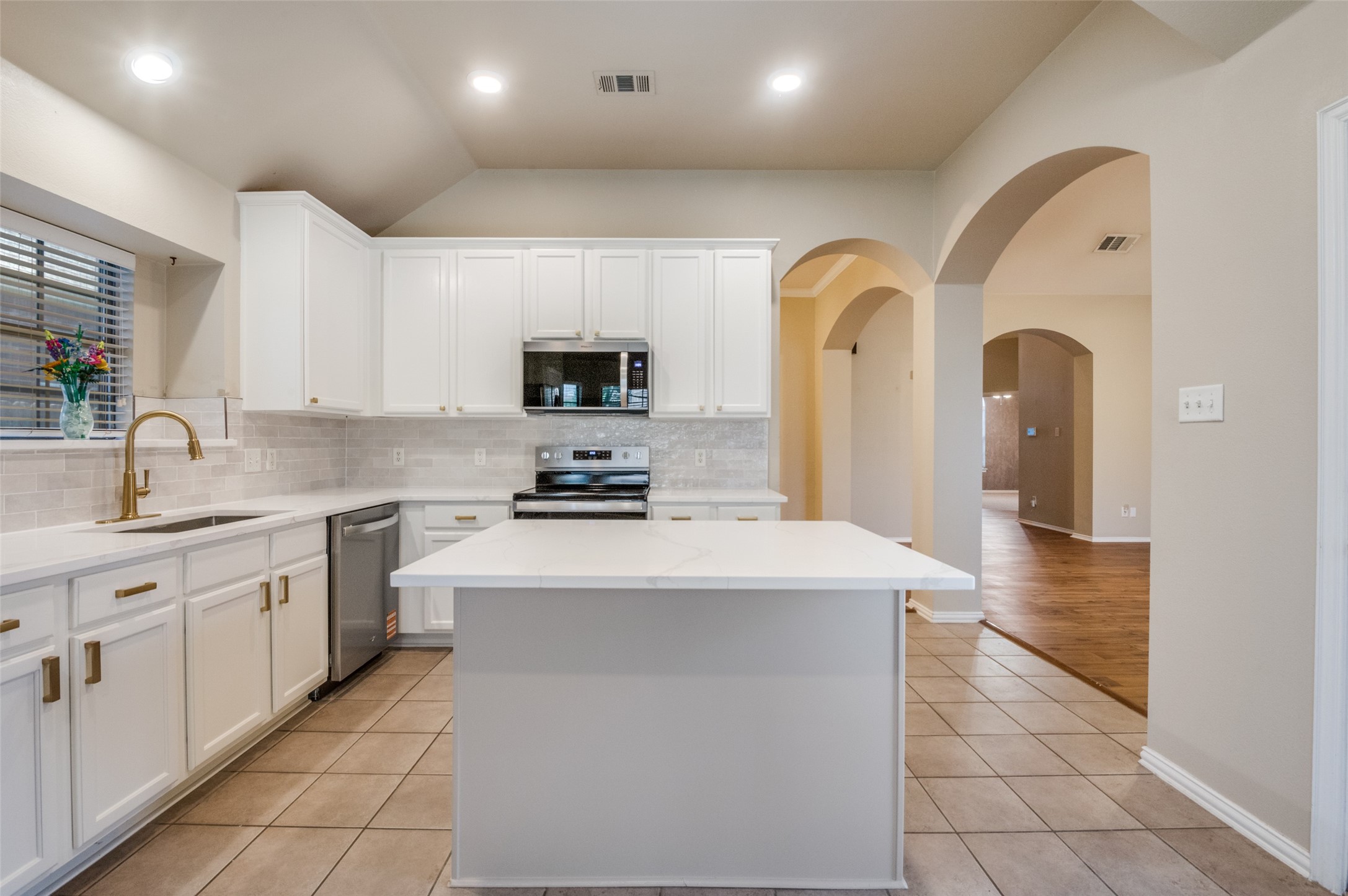 1312 Bramble Lane Mansfield TX 76063
