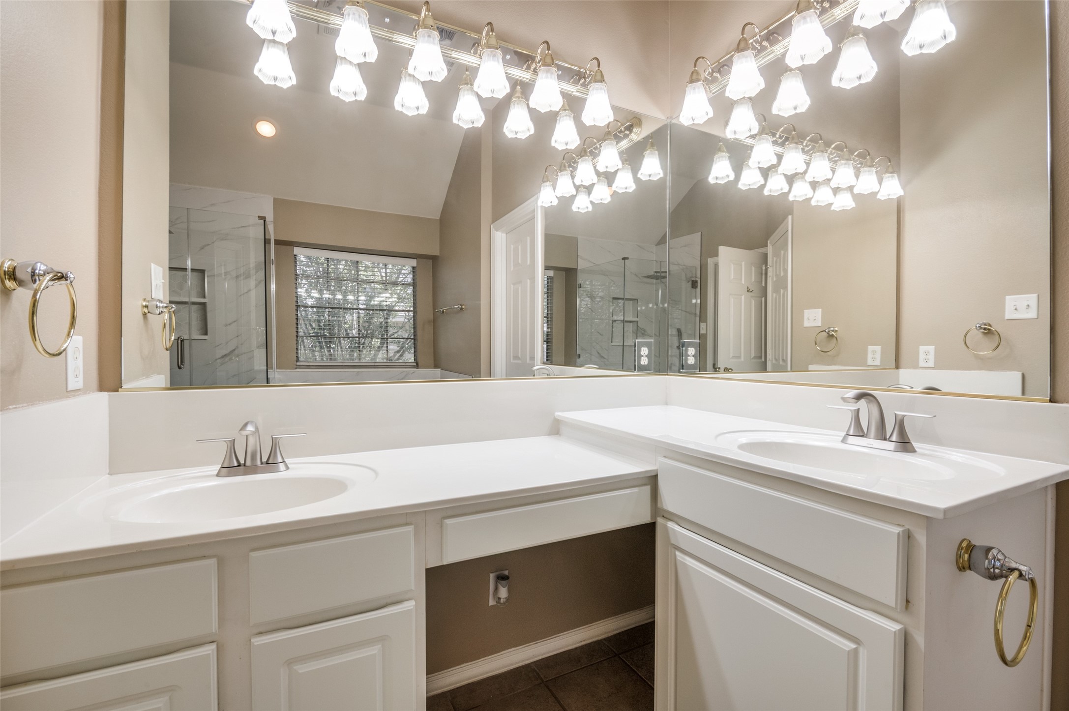 1312 Bramble Lane Mansfield TX 76063