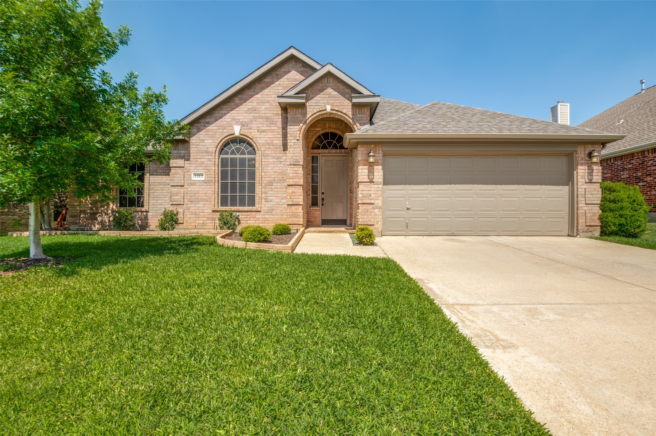 1312 Bramble Lane Mansfield TX 76063