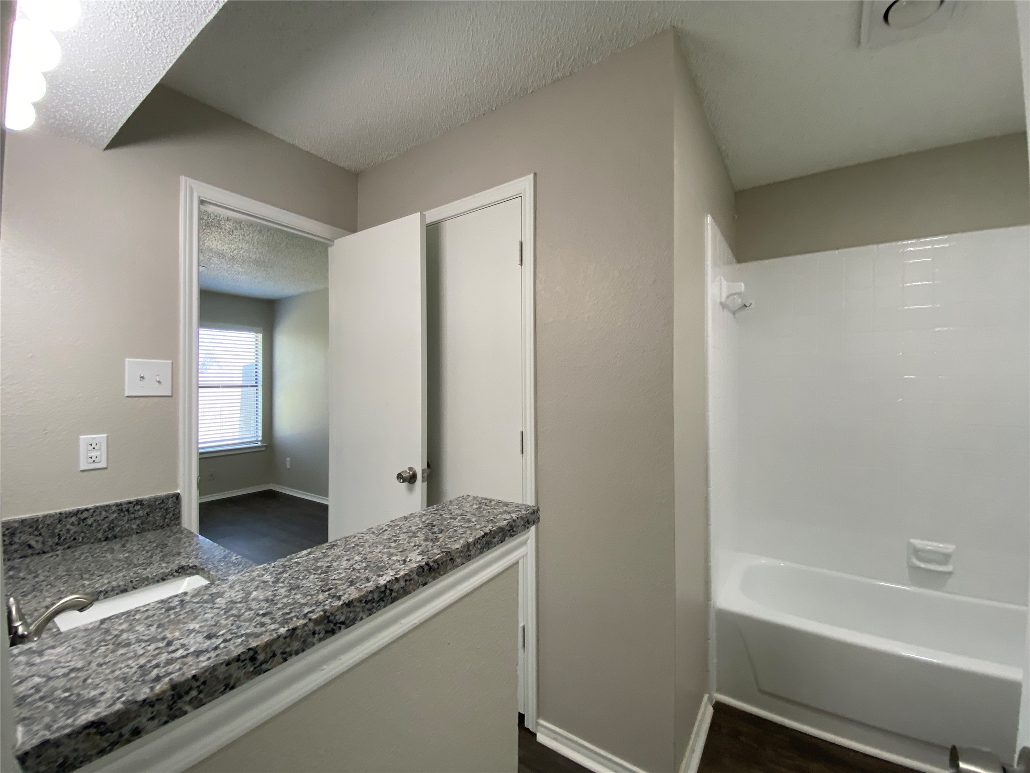 6706 Crestmont Court Fort Worth TX 76133