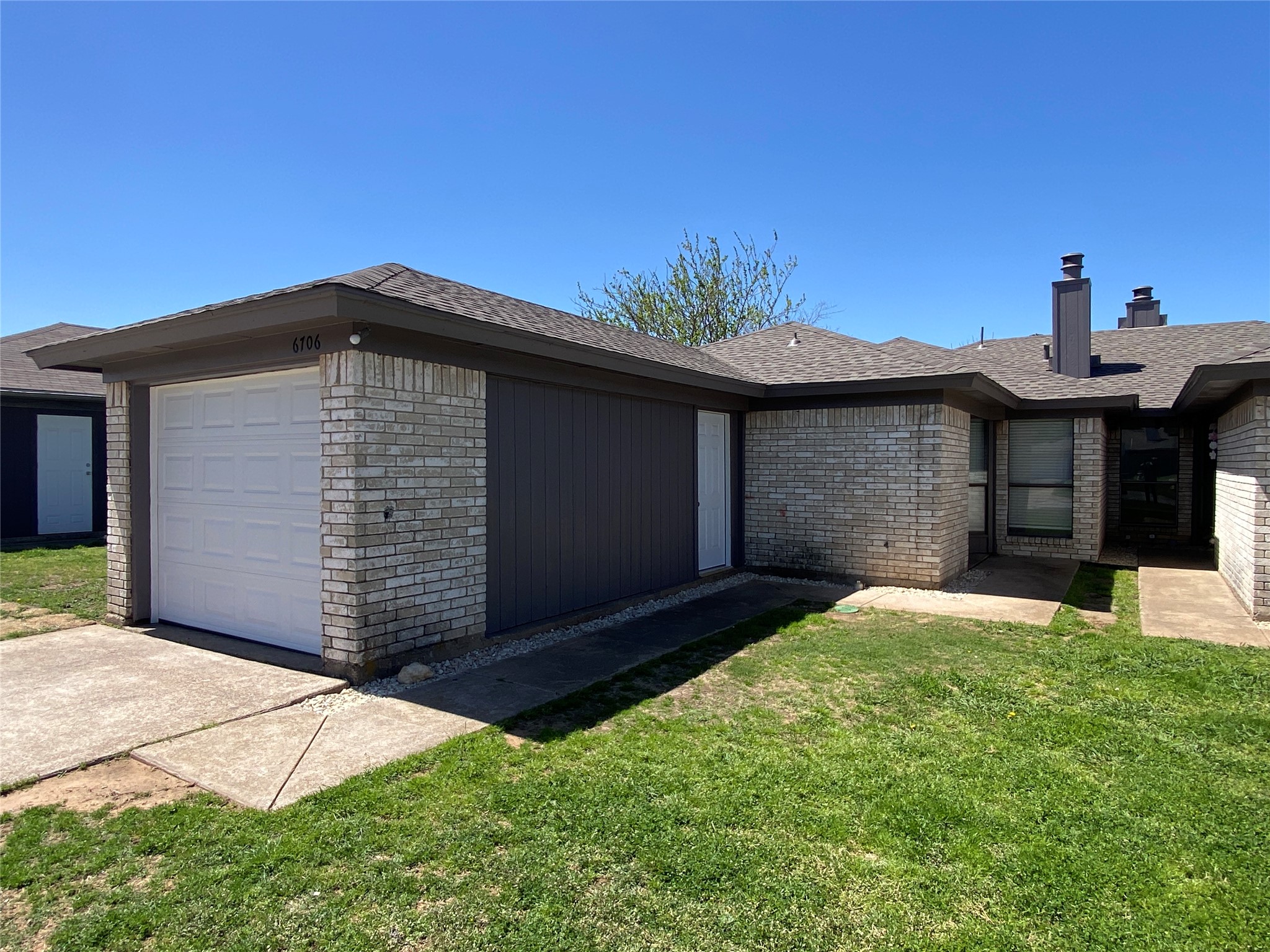 6706 Crestmont Court Fort Worth TX 76133