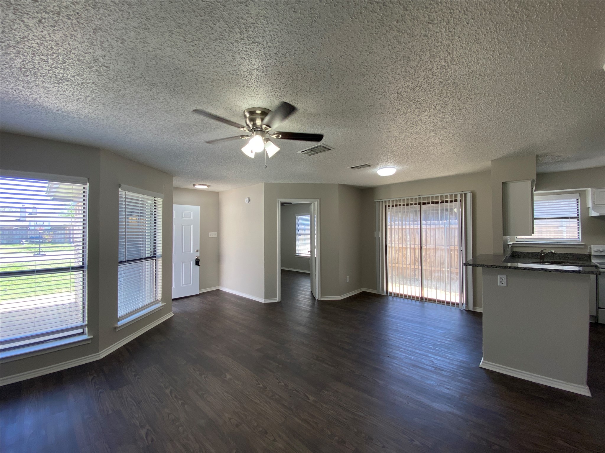 6706 Crestmont Court Fort Worth TX 76133