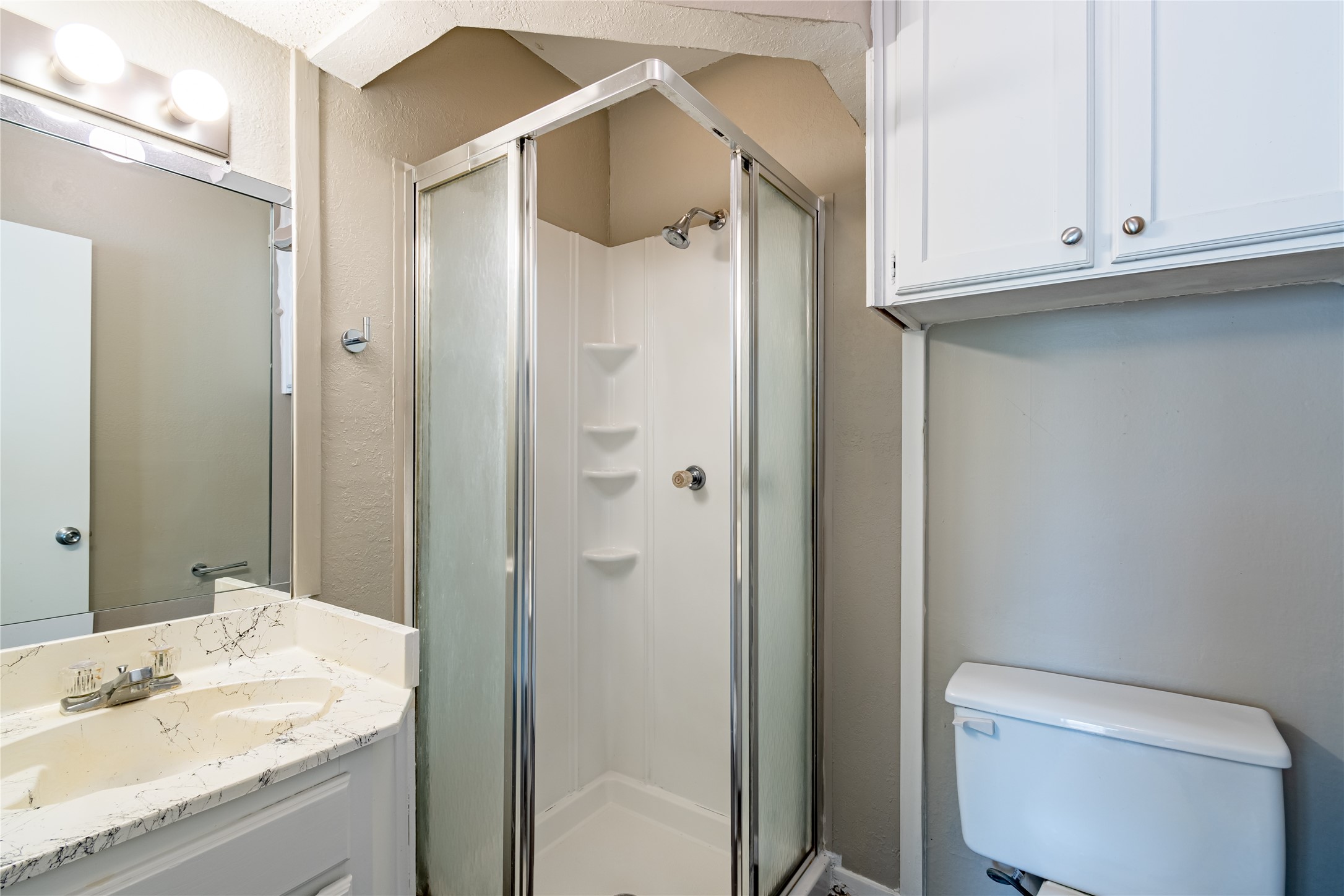 806 Treadwell Court Hurst TX 76053