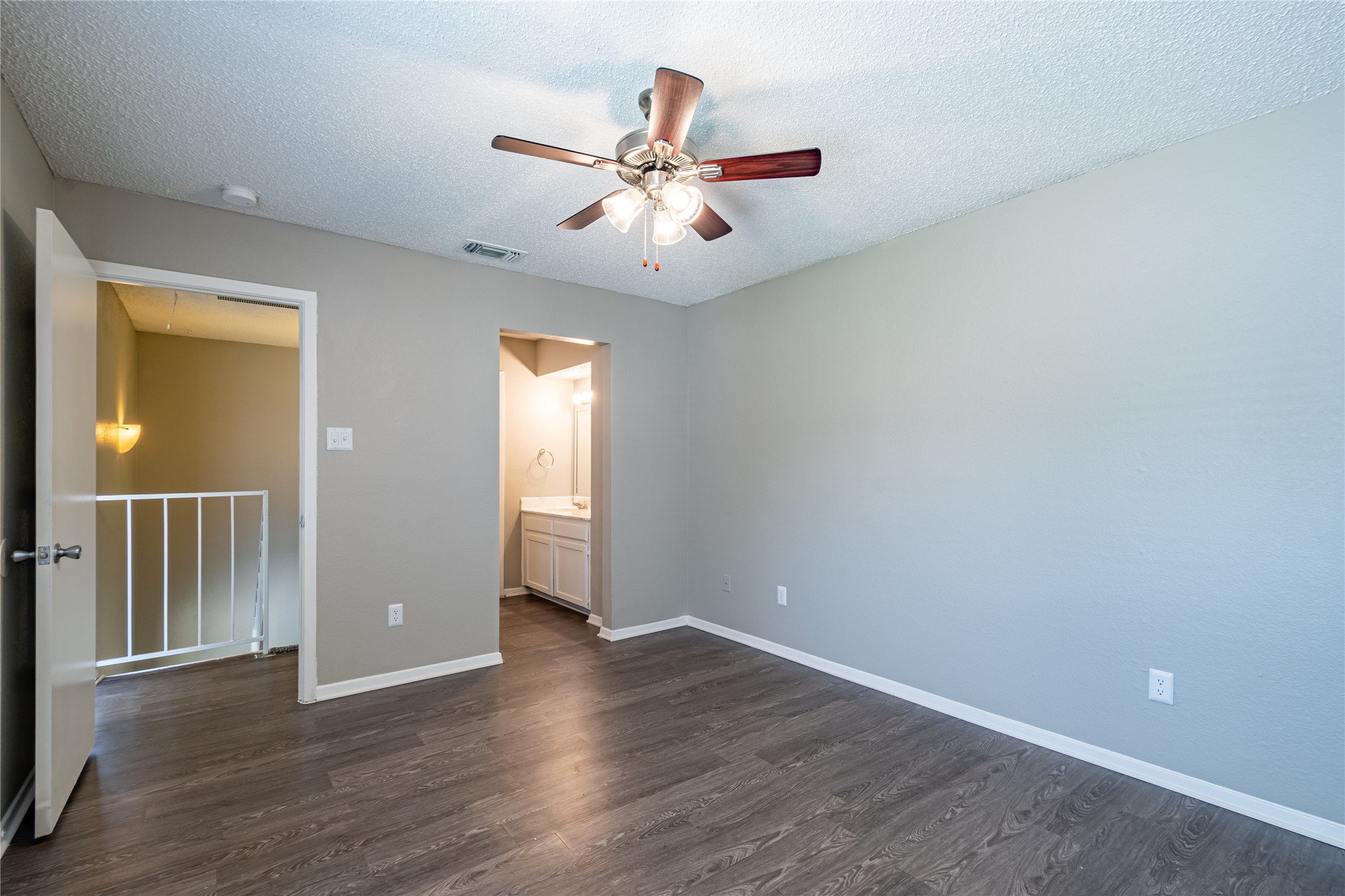 806 Treadwell Court Hurst TX 76053