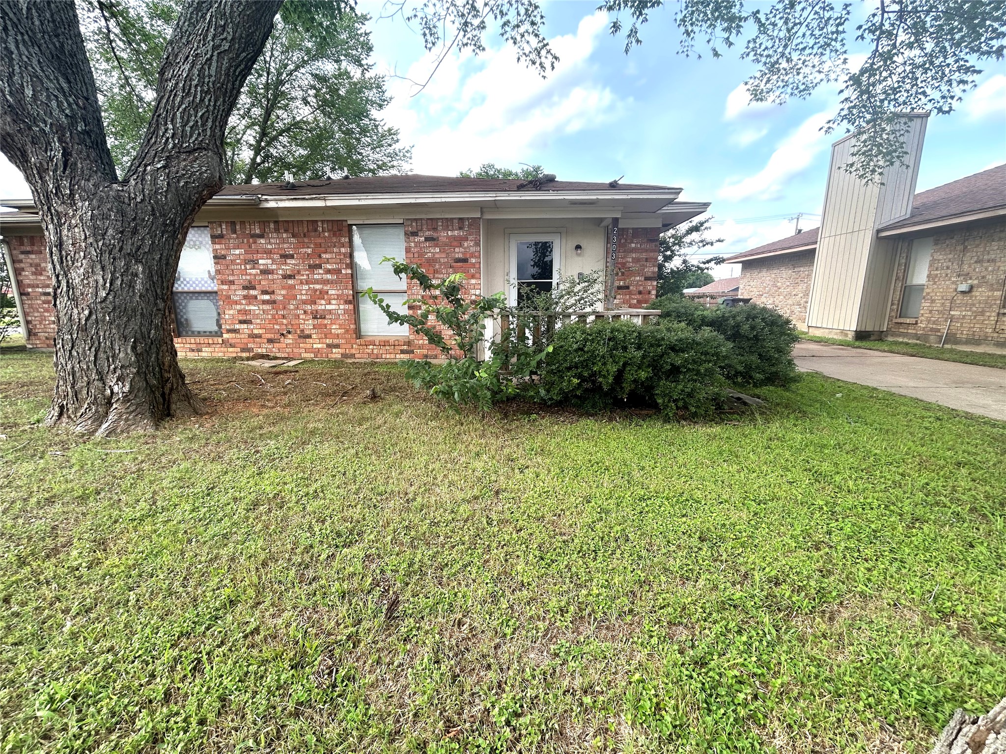 2303 Lido Lane Arlington TX 76015